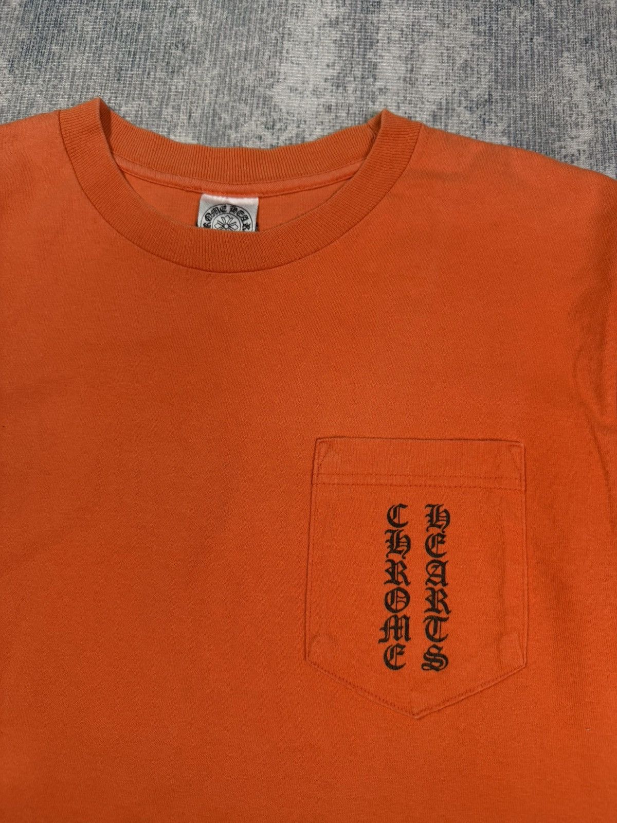 Chrome Hearts Vintage! Orange Scroll Script Pocket tee Size US M / EU 48-50 / 2 - 8 Thumbnail