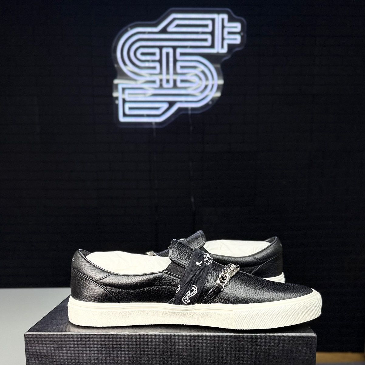Amiri Amiri Bandana Chain Slip-On Sneaker Size US 13 / EU 46 - 4 Thumbnail