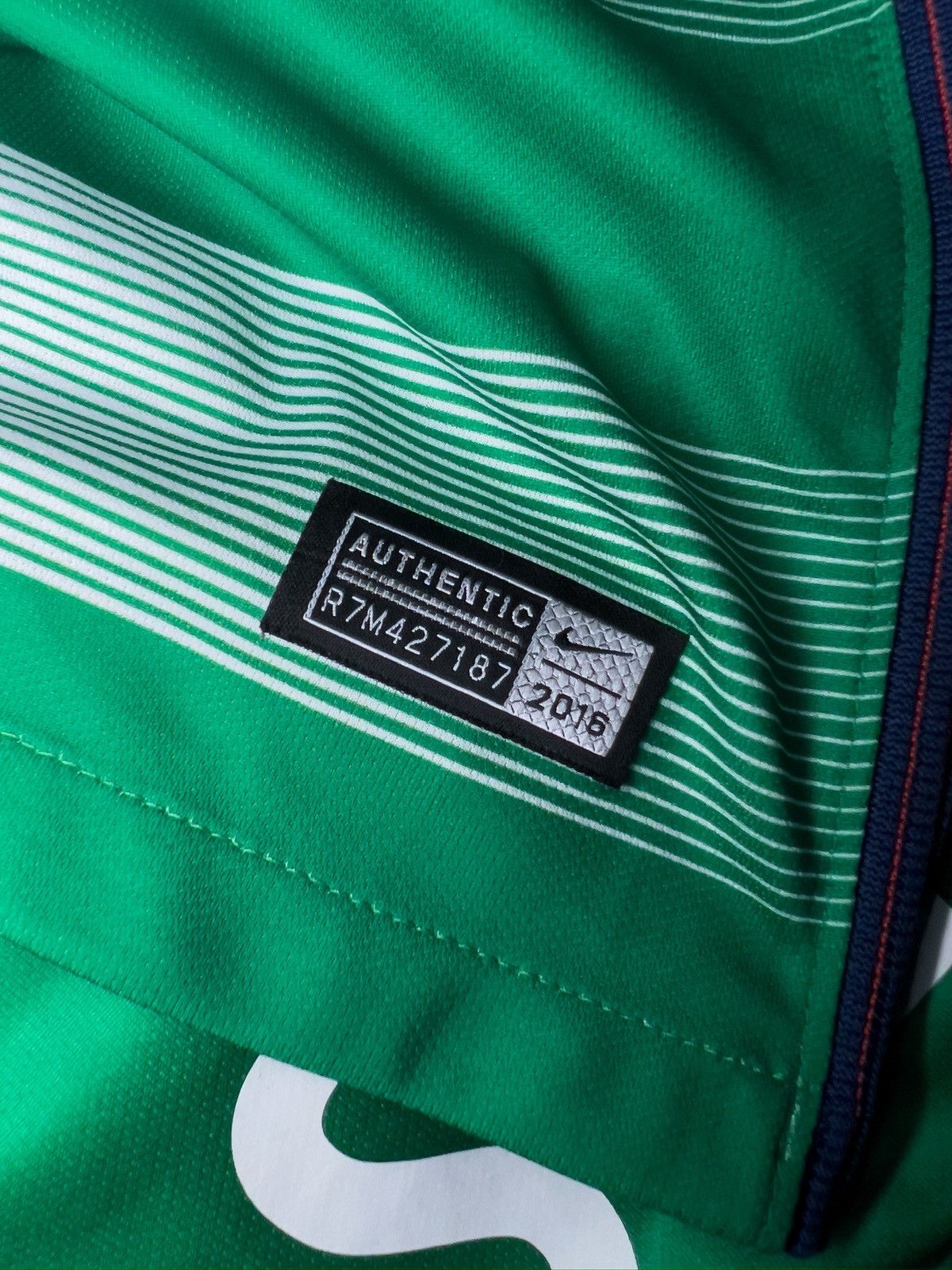 Nike Werder Bremen Home Jersey 2016-2017 Size US S / EU 44-46 / 1 - 6 Thumbnail