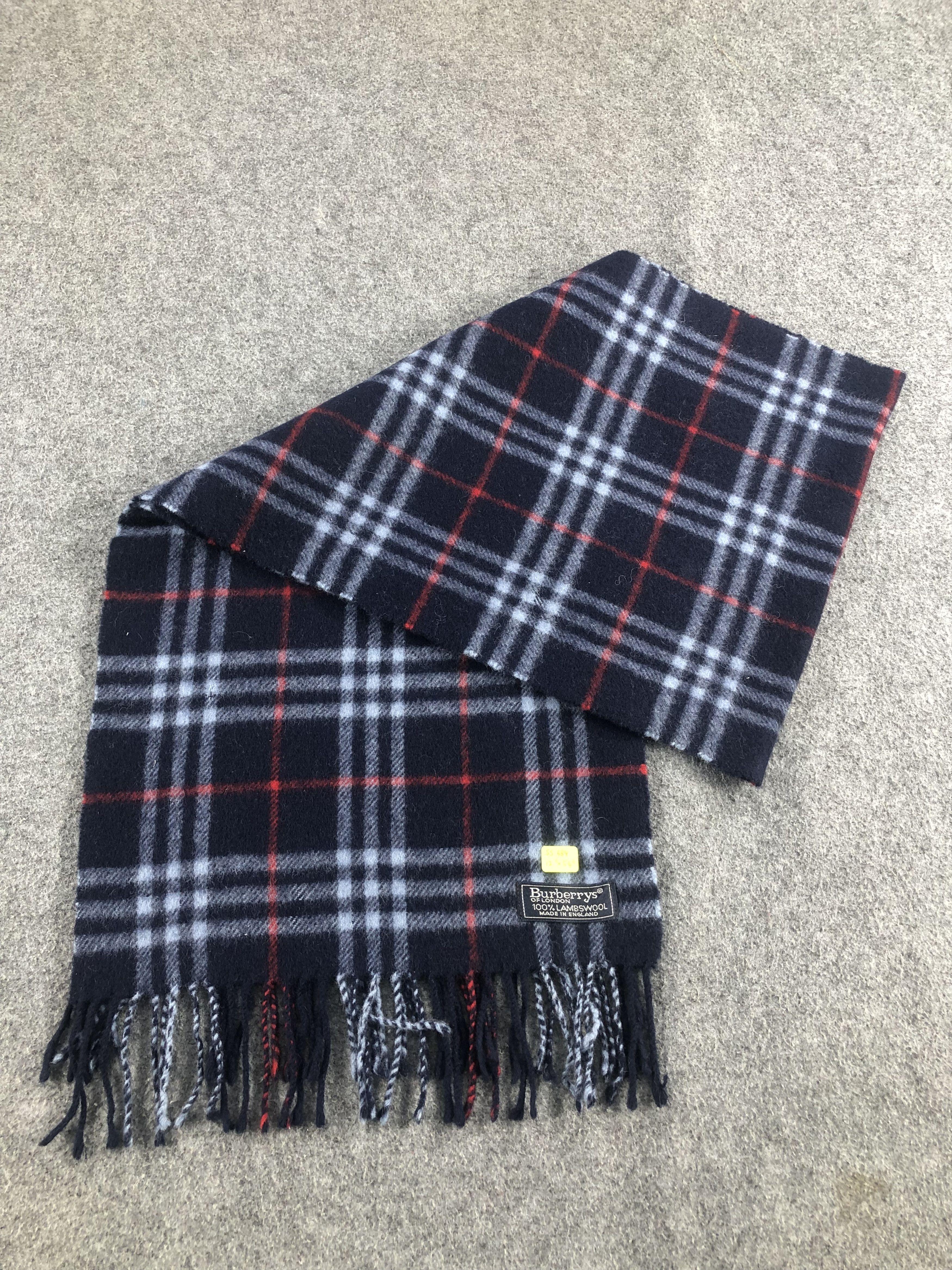 Burberry Burberry Scarf / Muffler / Neckwear Size ONE SIZE - 5 Thumbnail