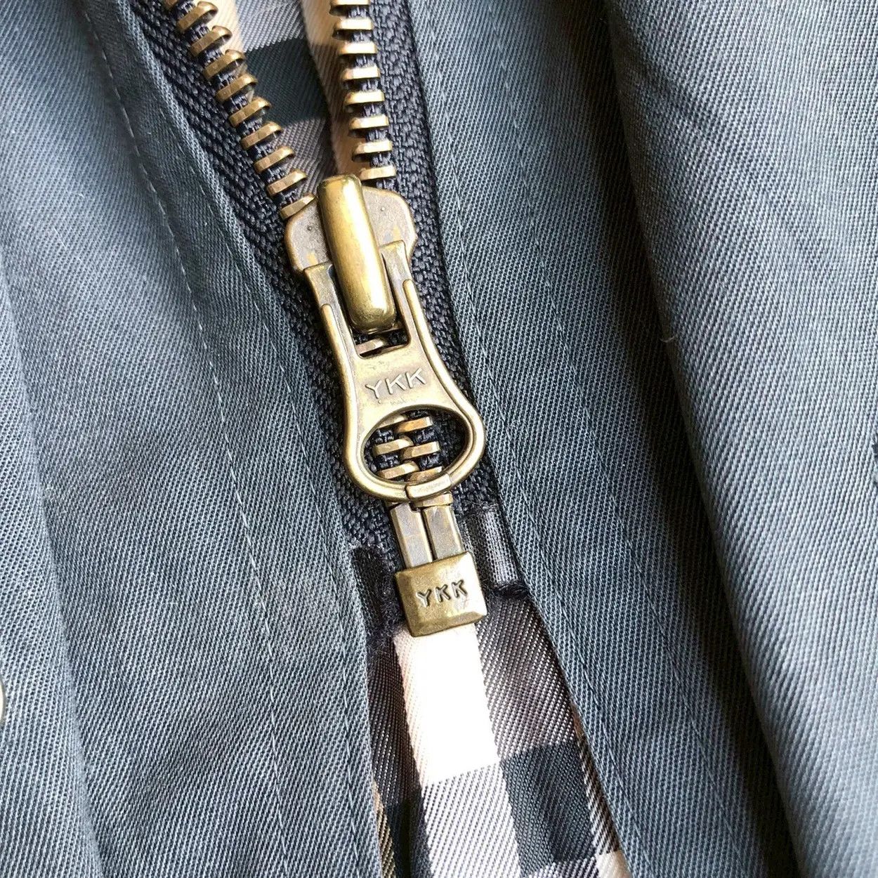 Burberry Burberry’s Vintage Parka with Hidden Hood & Nova Check Liner Size US L / EU 52-54 / 3 - 9 Thumbnail