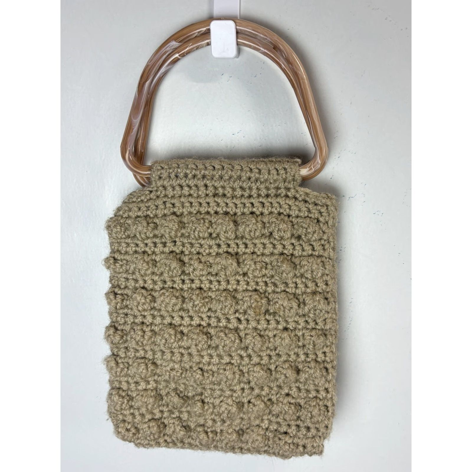 Vintage VINTAGE Purse Crochet Macrame Brown Hipppy Boho 1970s Lined Plastic Handles Unbranded Womens Bag Size ONE SIZE - 4 Thumbnail