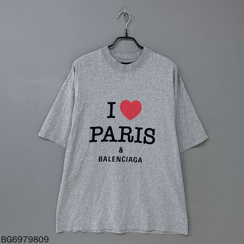 Balenciaga Gray Heart Short Sleeve