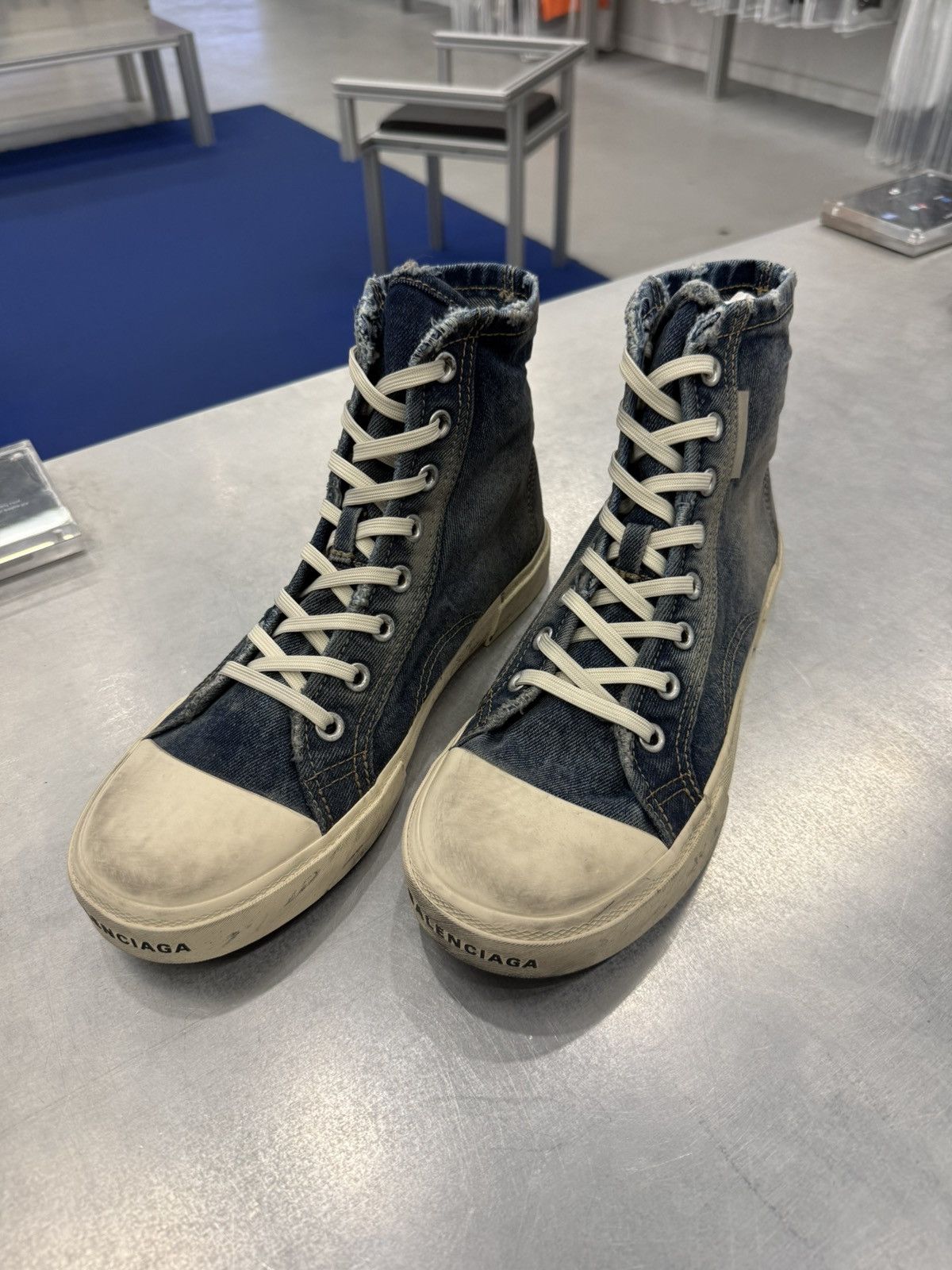 Balenciaga Balenciaga Paris High Destroyed Denim Size US 8 / EU 41 - 3 Thumbnail