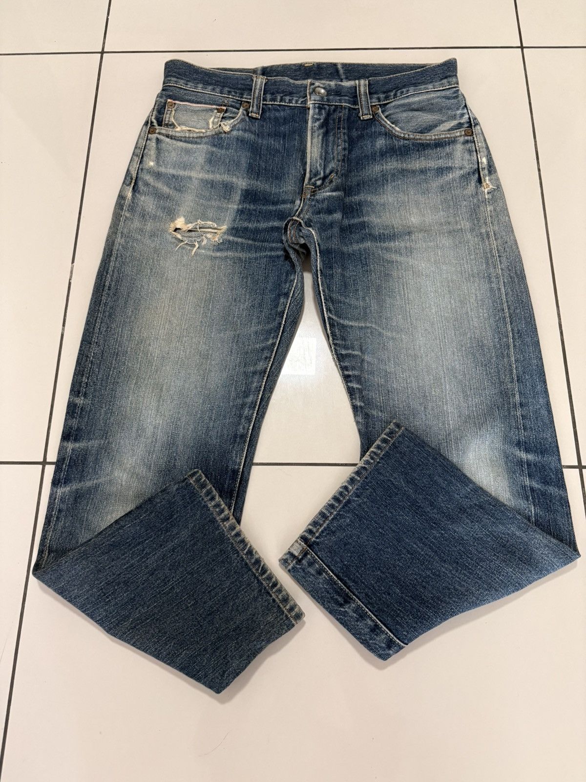 Japanese Brand Uniqlo S002 Selvedge V-Stitch Distressed Jeans Denim Size US 31 - 5 Thumbnail