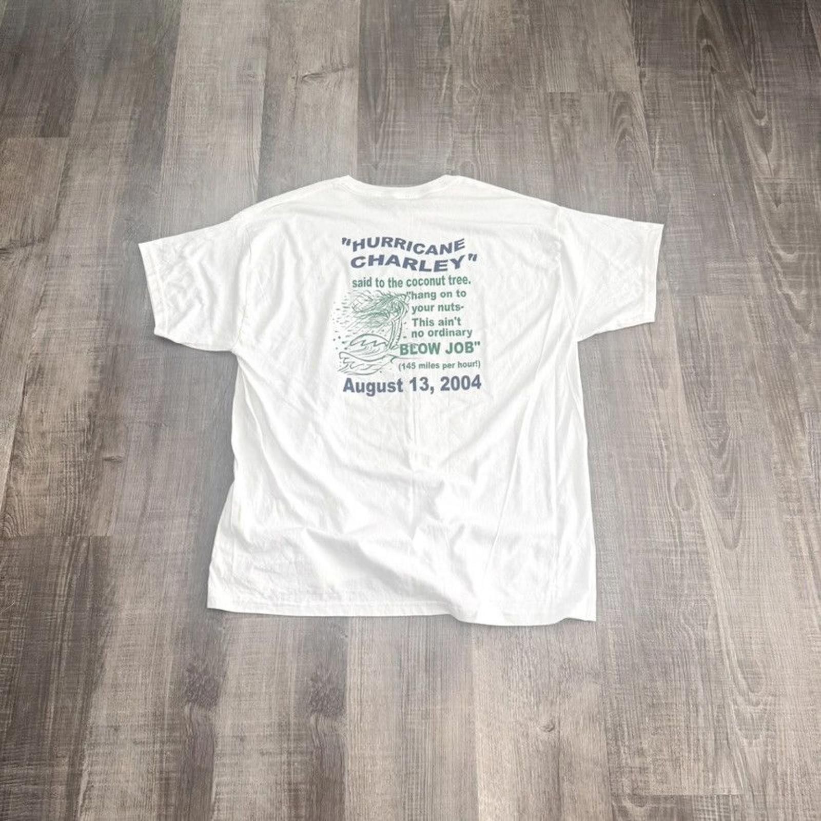 Hanes HANES • VNTG "Hurricane Charley" Pre-Shrunk Tee (XL) Size US XL / EU 56 / 4 - 4 Thumbnail
