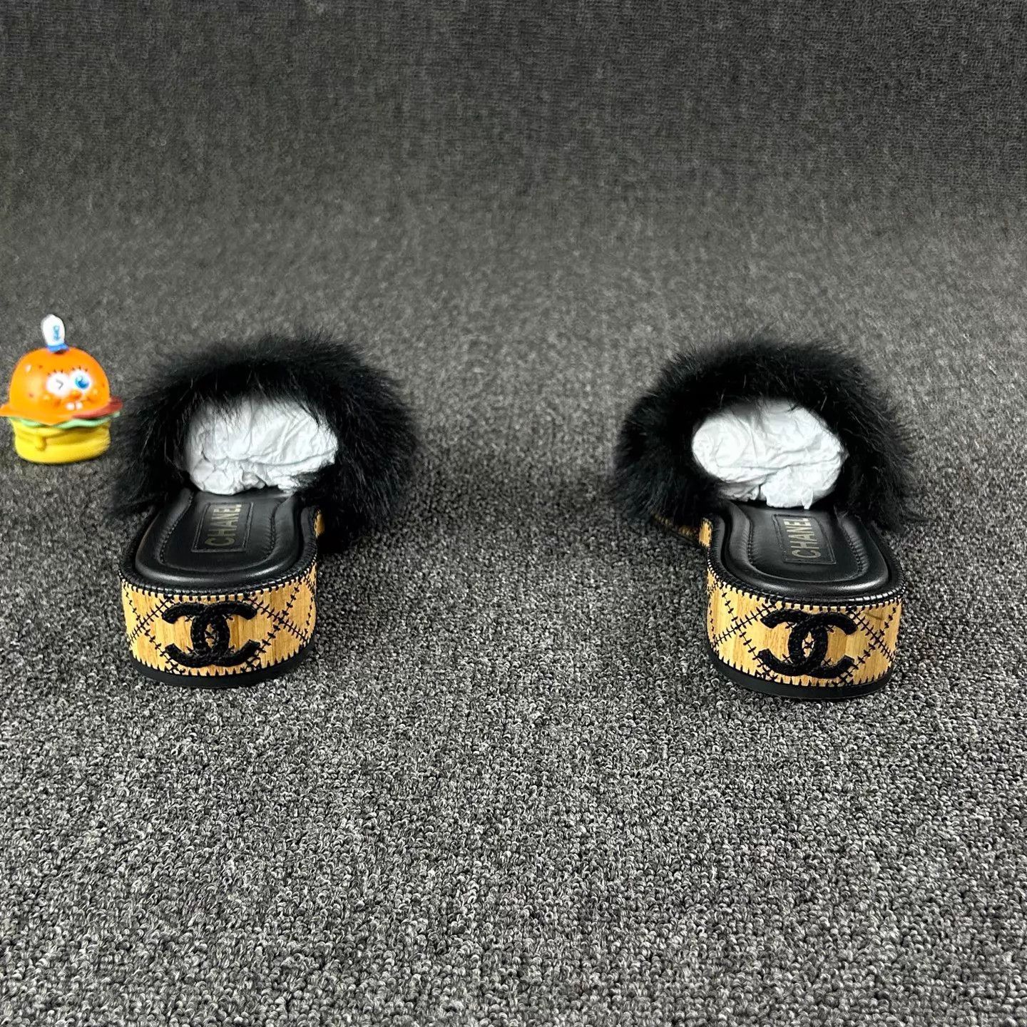 Chanel Chanel Black Fur Slippers Size 36 Size US 5.5 / IT 35.5 - 5 Thumbnail