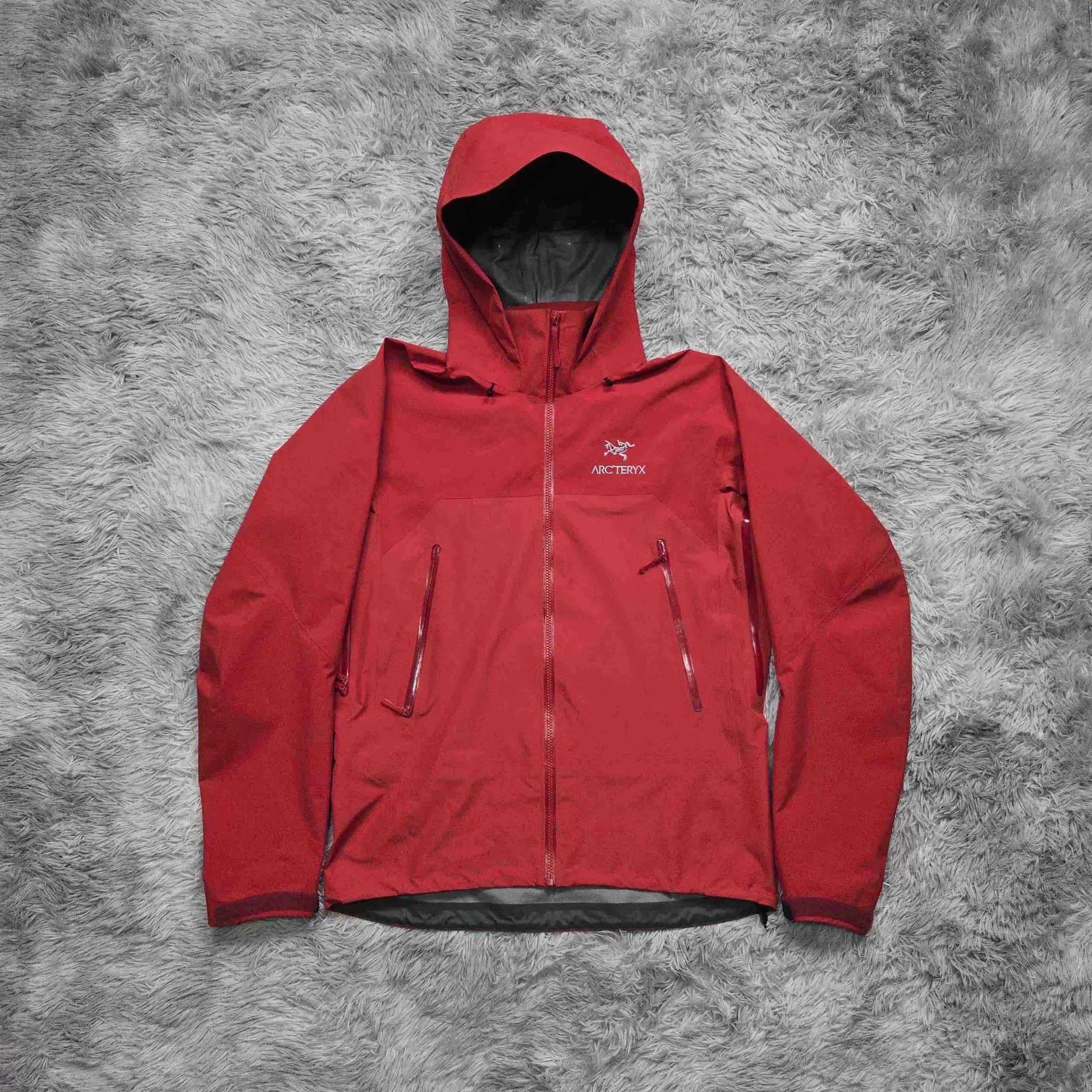 Arc'teryx Arc'teryx Red Jacket Outerwear Size US M / EU 48-50 / 2 - 1 Thumbnail