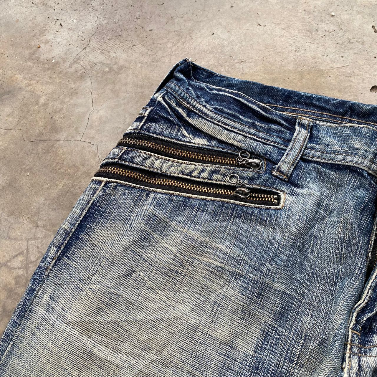 If Six Was Nine 💥Flare💥Vintage Edge Rupert Distressed Denim Size US 32 / EU 48 - 9 Thumbnail