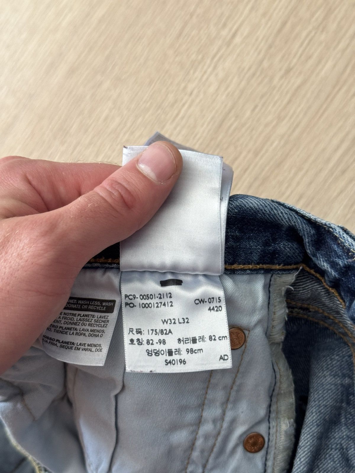 Levi's Vintage Clothing Levi’s 501 Mede In USA Selvedge Denim Blue Denim Jeans Size US 32 / EU 48 - 13 Thumbnail