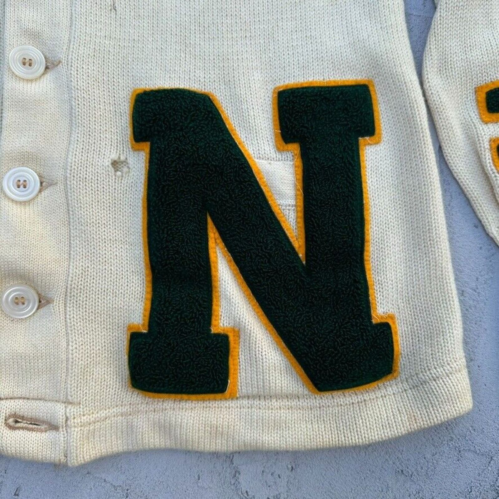 Vintage Vtg Harris Flippen Letterman Sweater Distressed Size US M / EU 48-50 / 2 - 4 Thumbnail