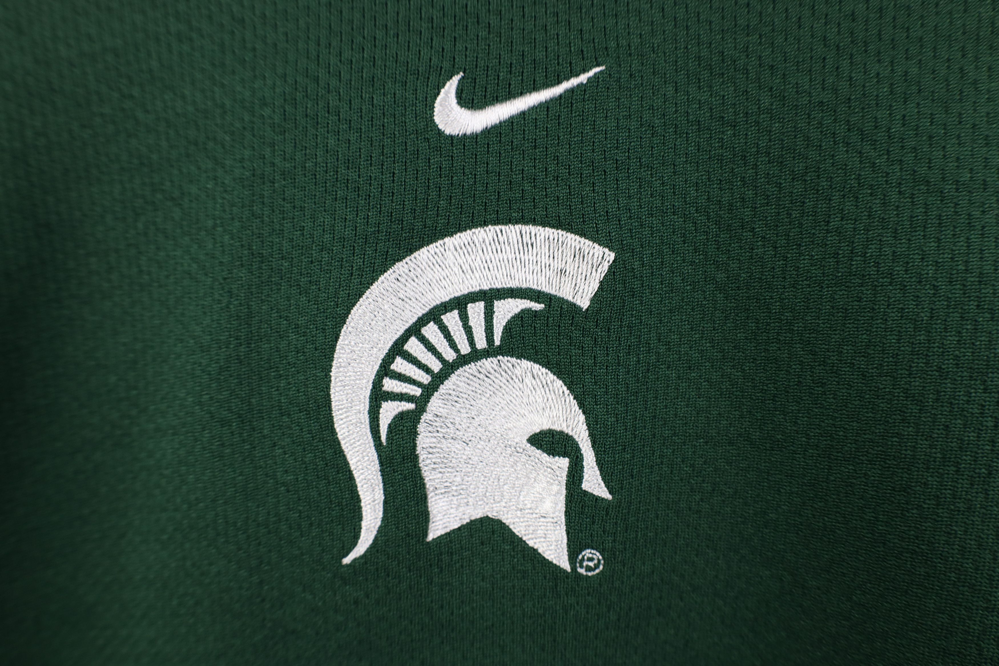 Nike Vintage Y2K Nike Swoosh Michigan State University Hoodie Size US XL / EU 56 / 4 - 4 Thumbnail