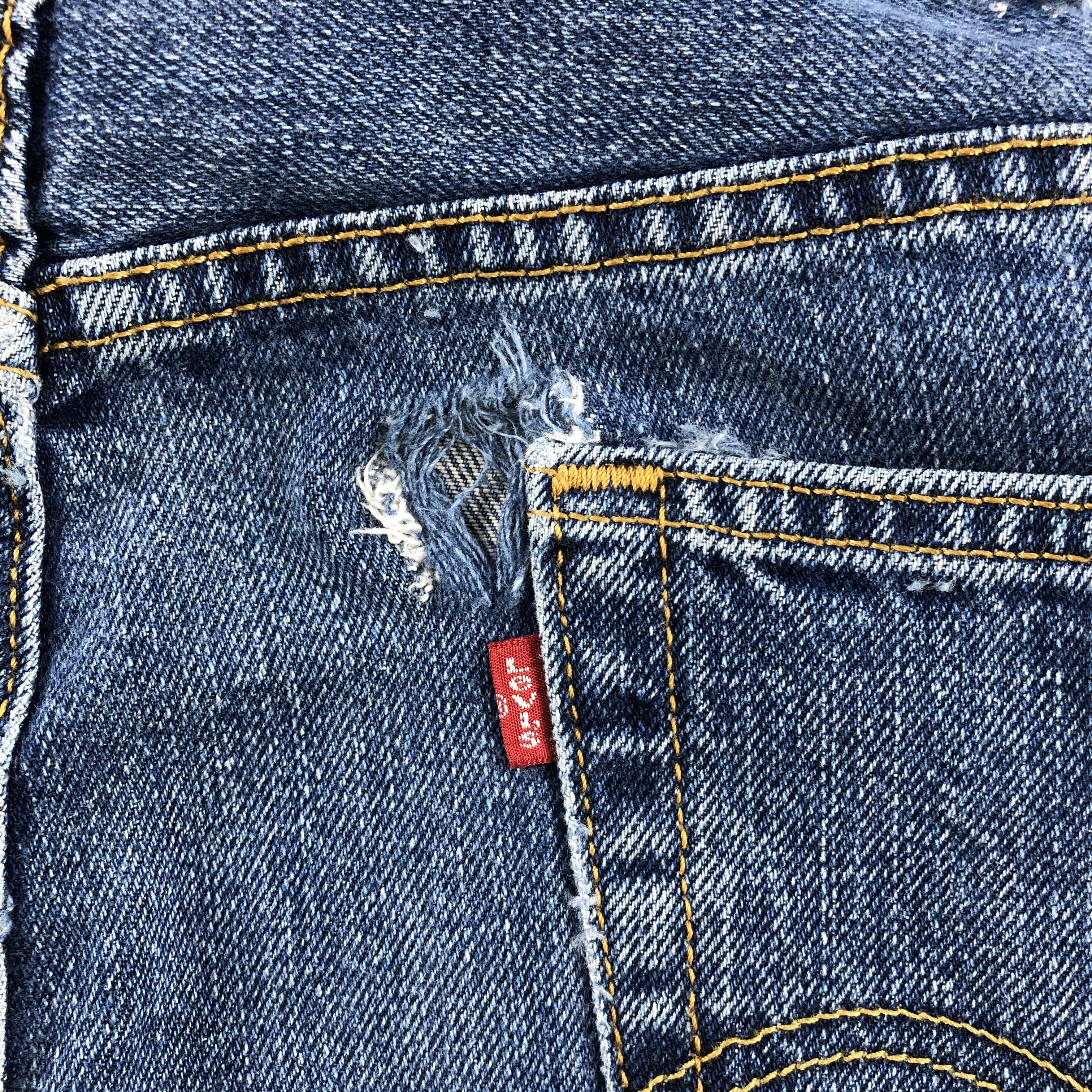 Levi's Vintage Blue Wash Levis 505 Jeans-J1484 Size US 41 - 8 Thumbnail