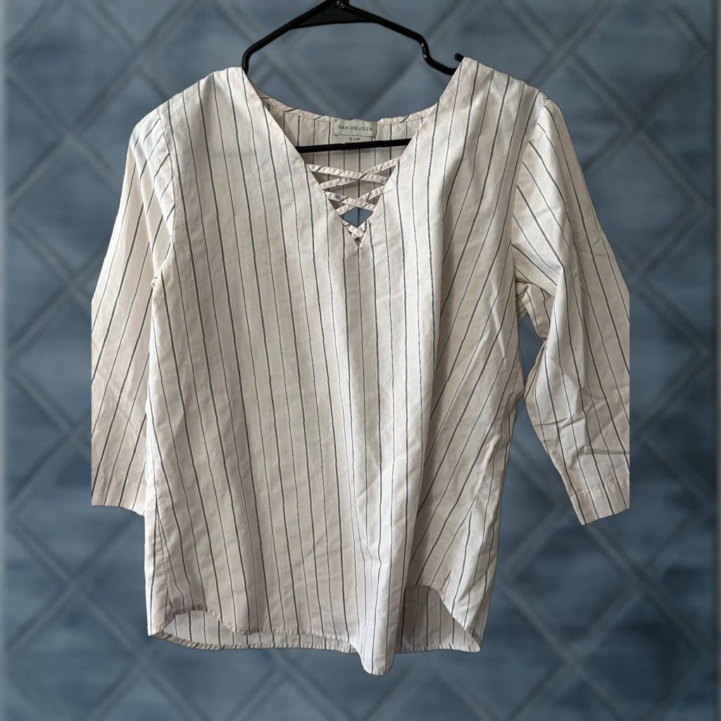 Van Heusen Van Heusen Women’s Blouse Pink White Striped V-Neck 3/4 Sleeve S Knit Polyester 100% Regular Size S / US 4 / IT 40 - 1 Thumbnail