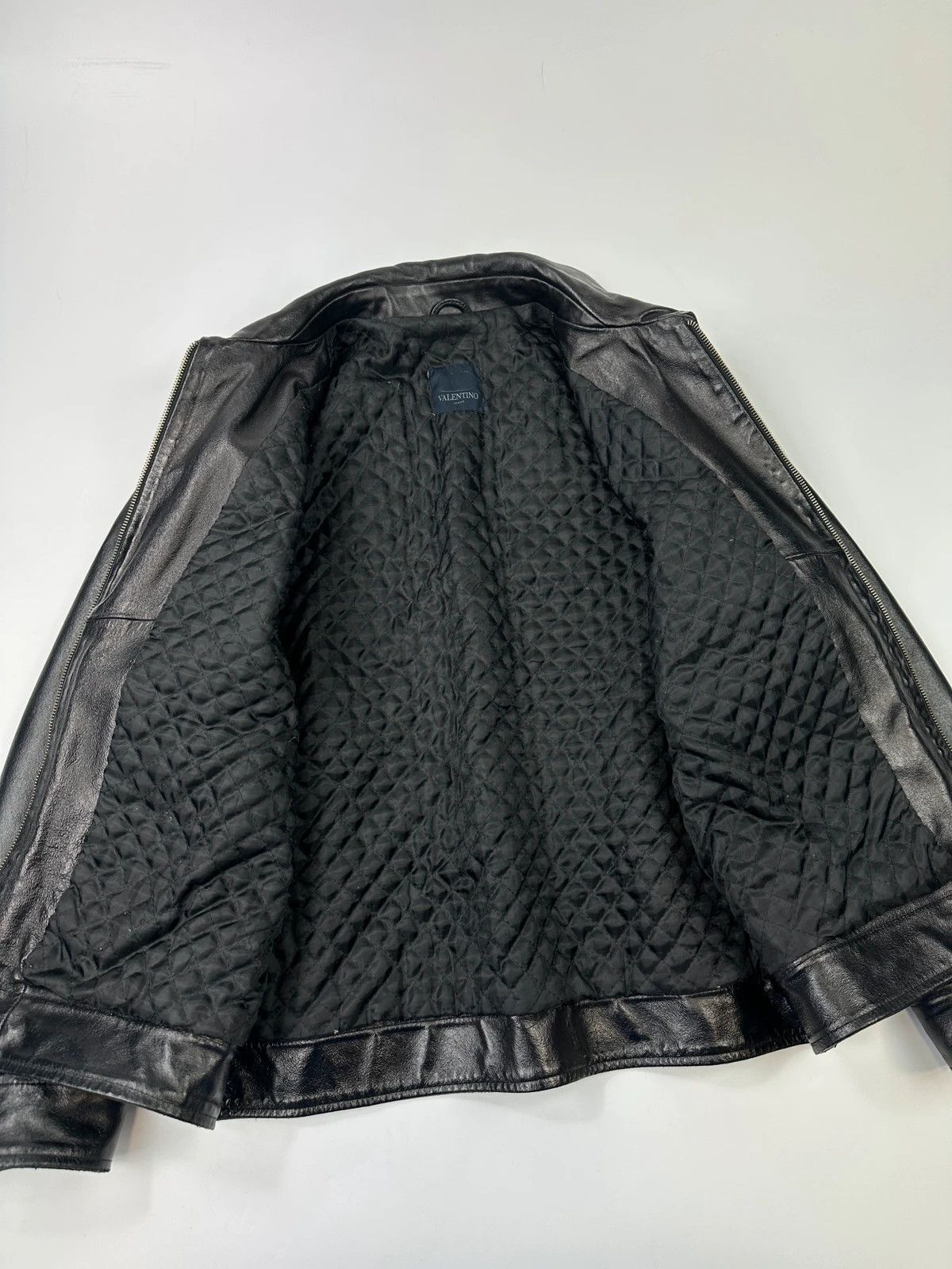 Valentino Valentino Late 90’s Glossy SheepSkin Leather Bomber Jacket Size US M / EU 48-50 / 2 - 11 Thumbnail