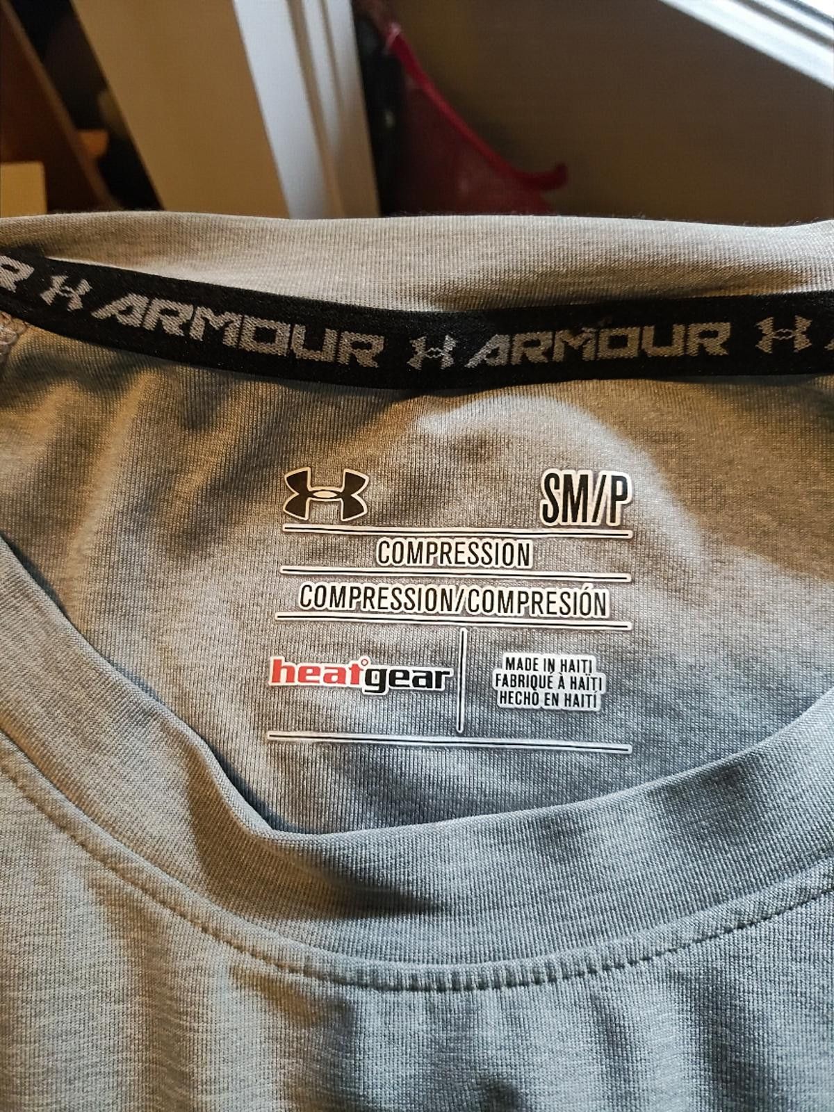 Under Armour Under Armour Women's HeatGear Small Petite Gray PerformanceT Size S / US 4 / IT 40 - 6 Thumbnail