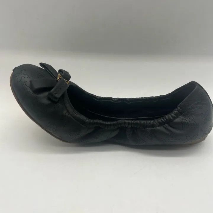 Louis Vuitton Louis Vuitton Black Logo Flat Shoes for Women -2508 Size US 6 / IT 36 - 7 Thumbnail