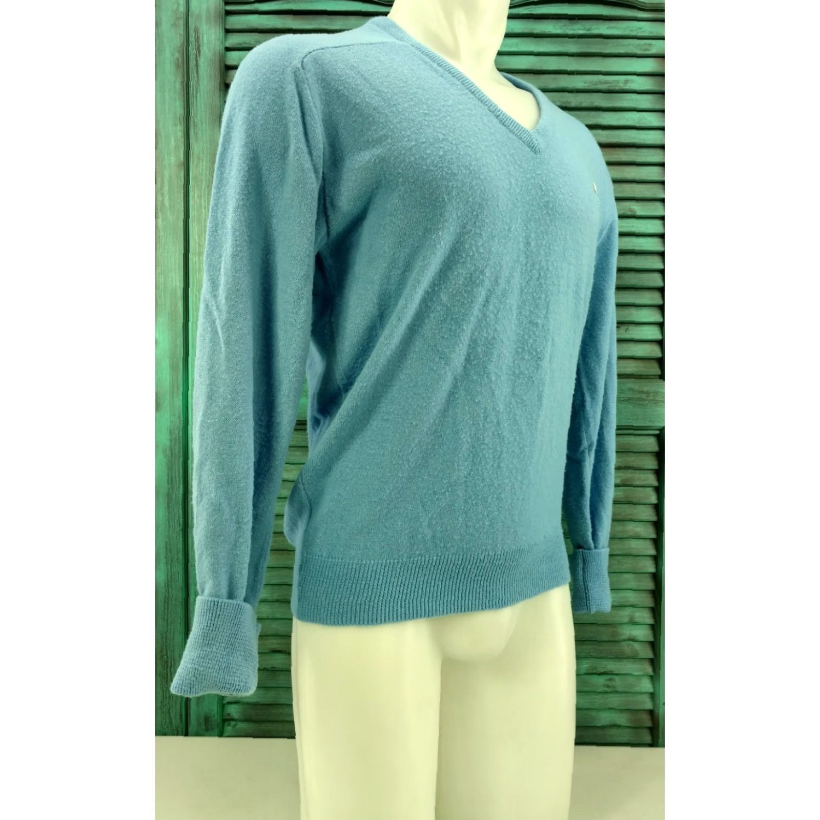 Izod VINTAGE IZOD Lacoste Men's V-Neck Cardigan Sweater Sky Blue USA made Blue Gator Cardigan Mens Sky Blue UCS Size US L / EU 52-54 / 3 - 7 Thumbnail