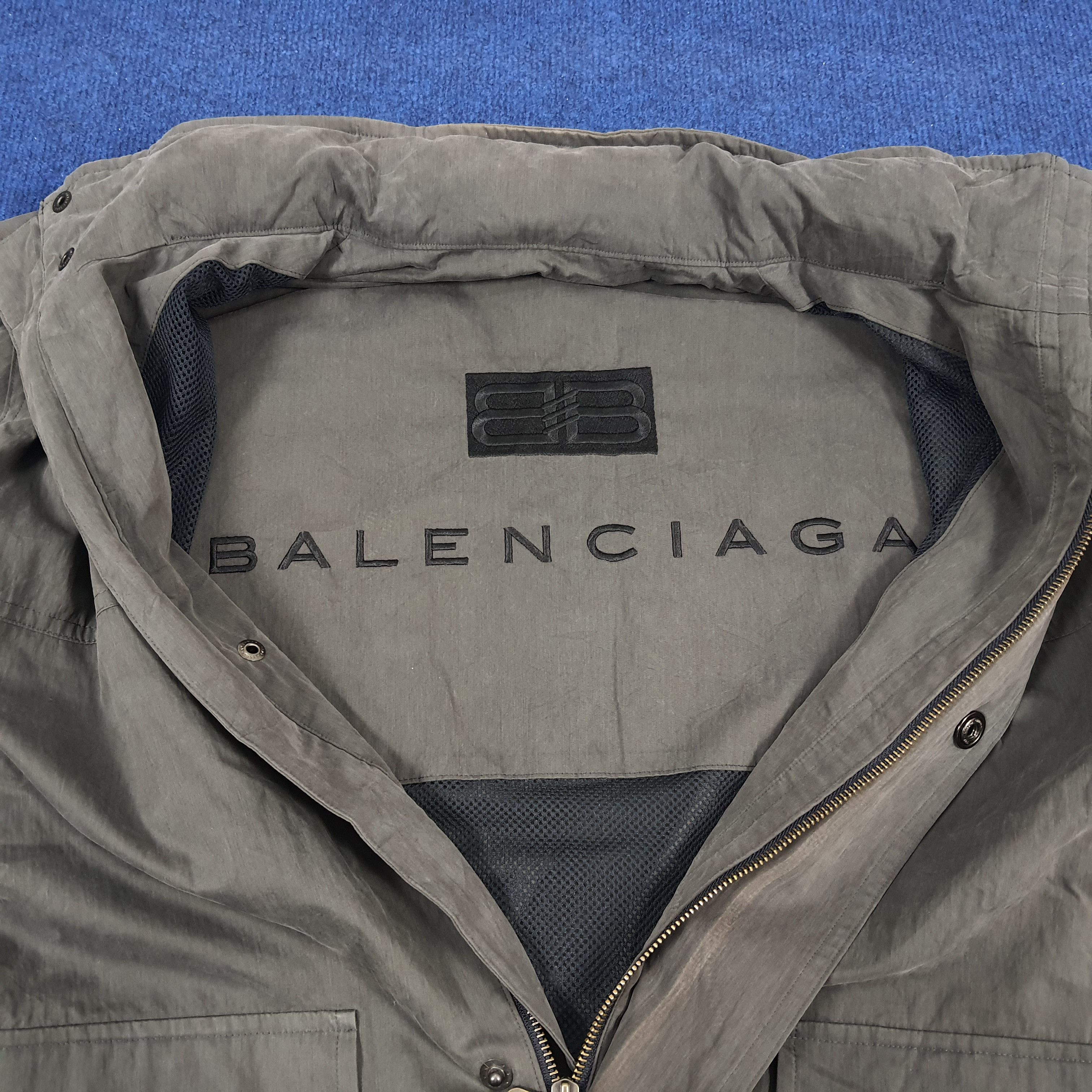 Balenciaga × Vintage Vintage BALENCIAGA Sports Jacket Size US L / EU 52-54 / 3 - 2 Thumbnail