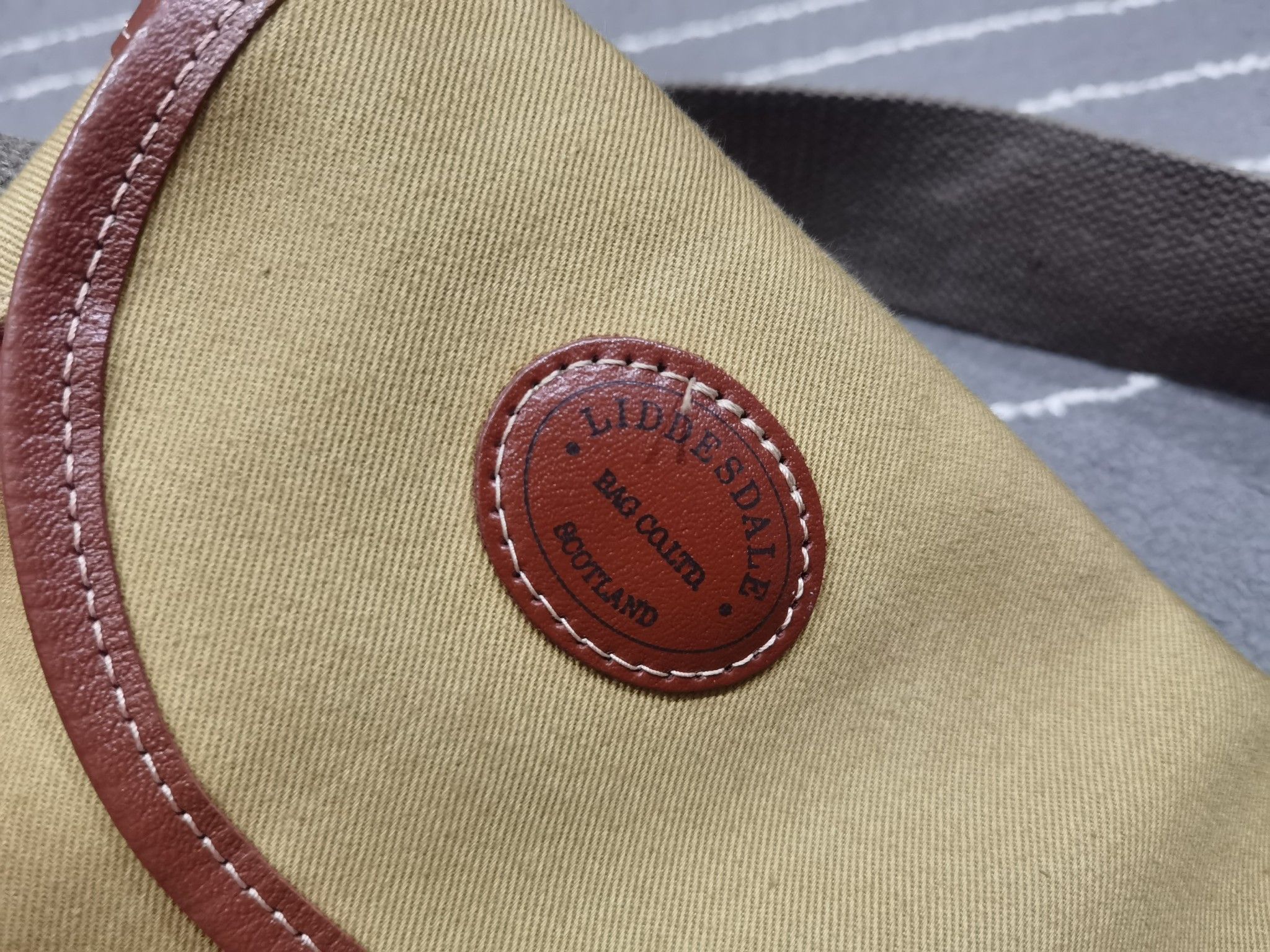 Barbour Barbour LIDDESDALE CANVAS SLING bag handmade Size ONE SIZE - 12 Thumbnail