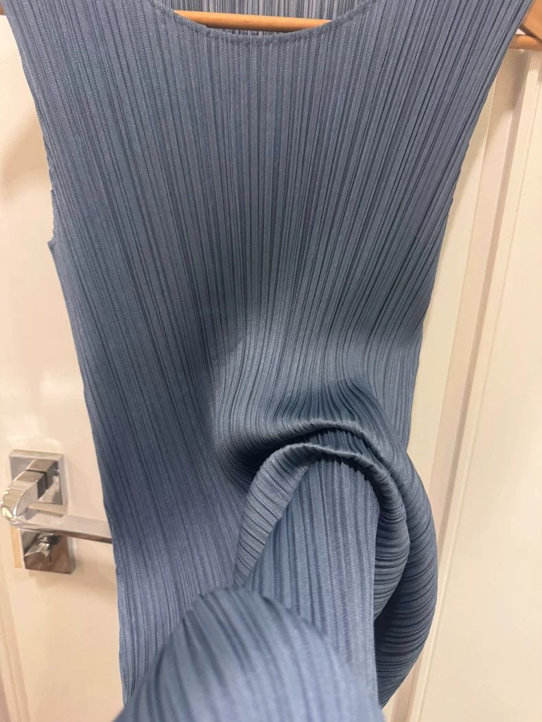 Issey Miyake Issey Miyake size:2 Dark grey dress Size M / US 6-8 / IT 42-44 - 5 Thumbnail