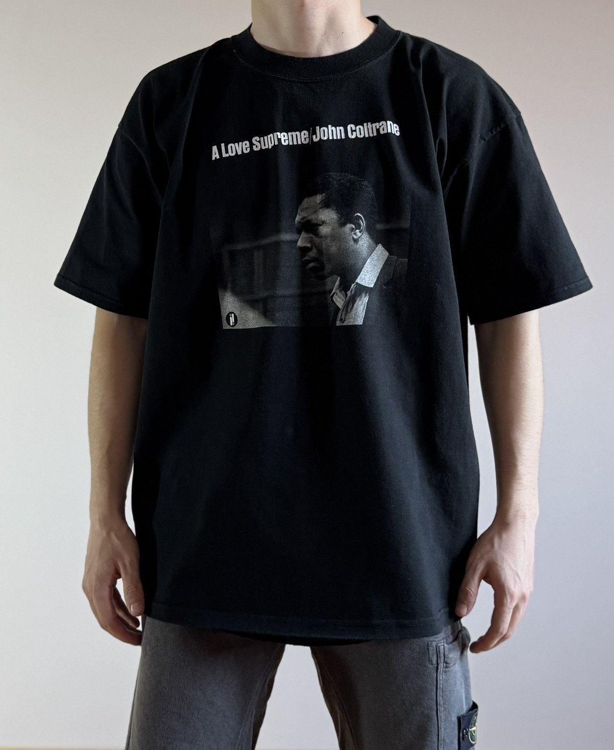 Band Tees 90s American Jazz John Coltrane A Love Supreme Tee T-shirt Size US XL / EU 56 / 4 - 2 Thumbnail