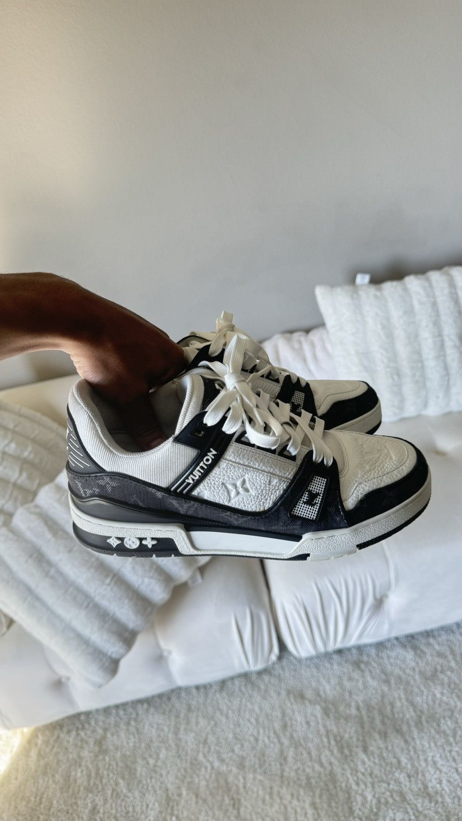 LV TRAINERS 1A9JGE