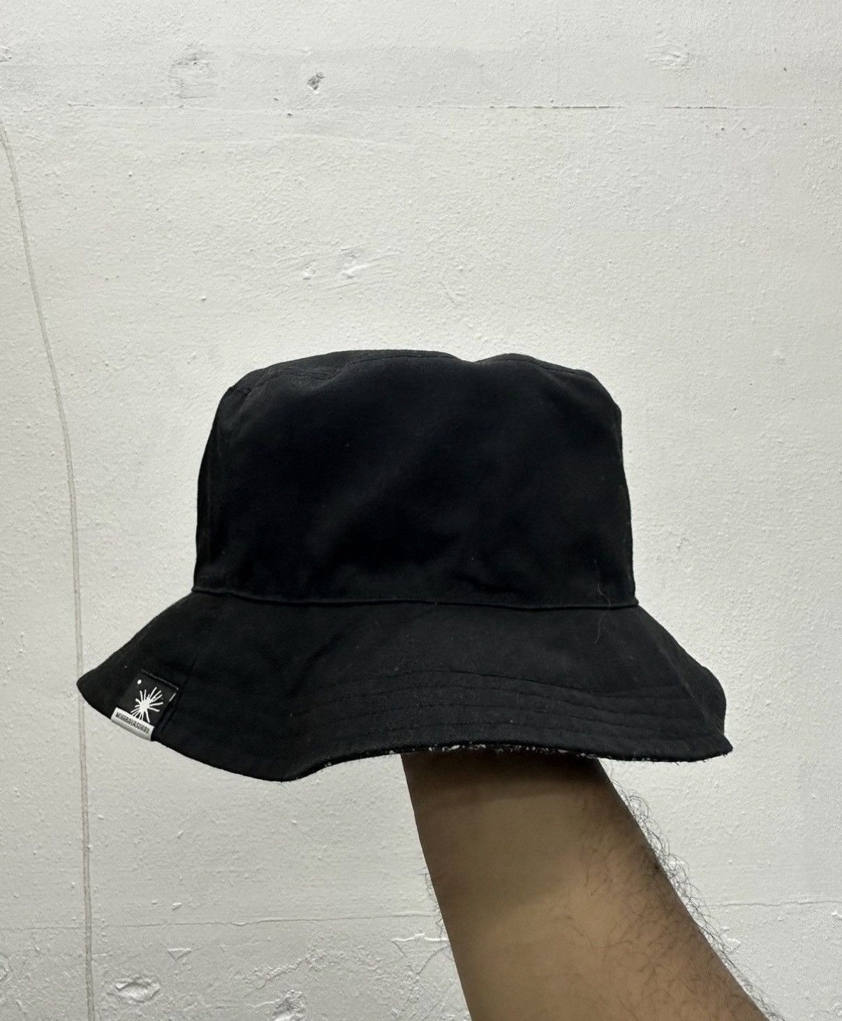 Japanese Brand Miharayasuhiro GU Reversible Bucket Hat Size ONE SIZE - 9 Thumbnail