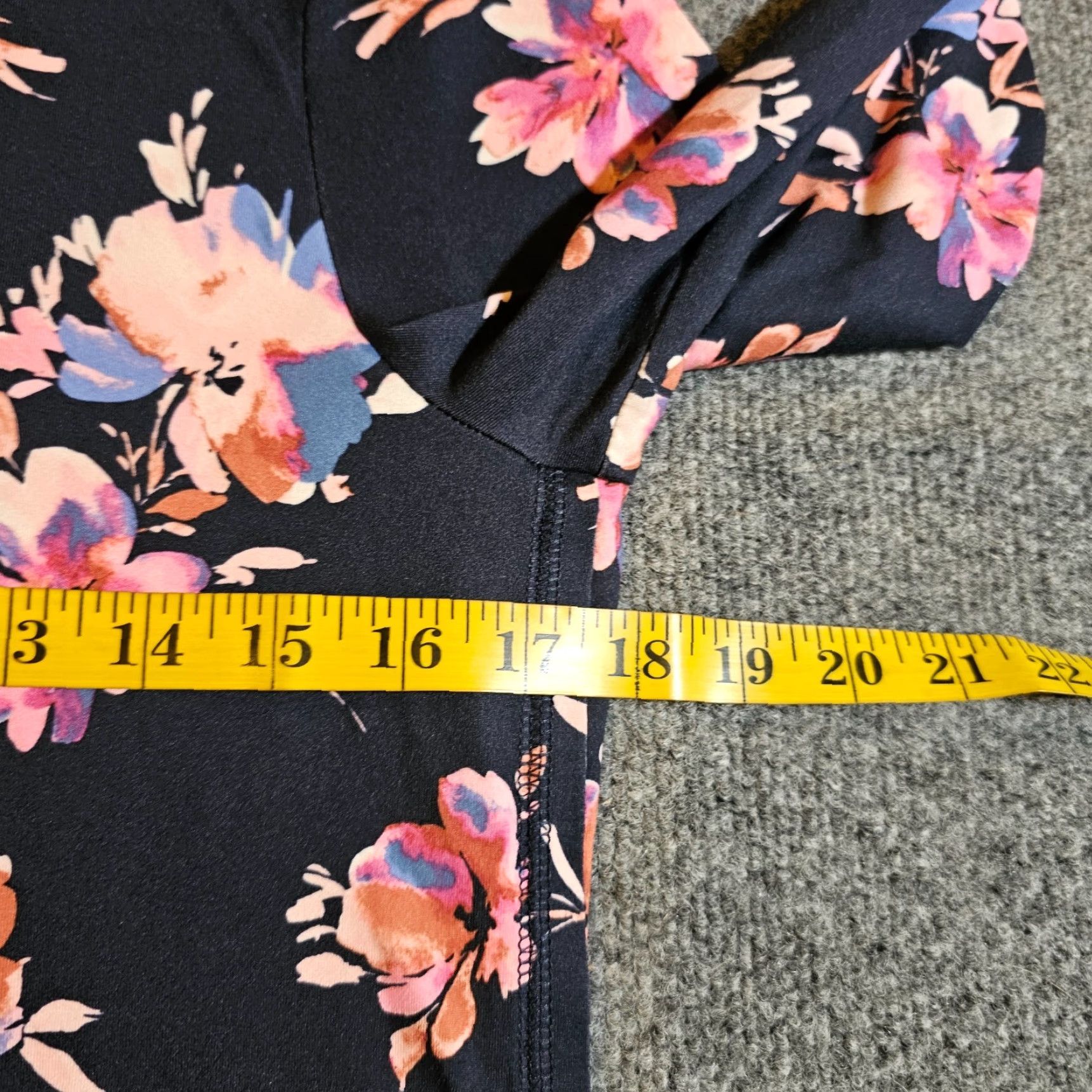 J. Jill J Jill Top Womens XS Black Floral Performance Long Sleeve Stretchy Casual Shirt Size XS / US 0-2 / IT 36-38 - 5 Thumbnail