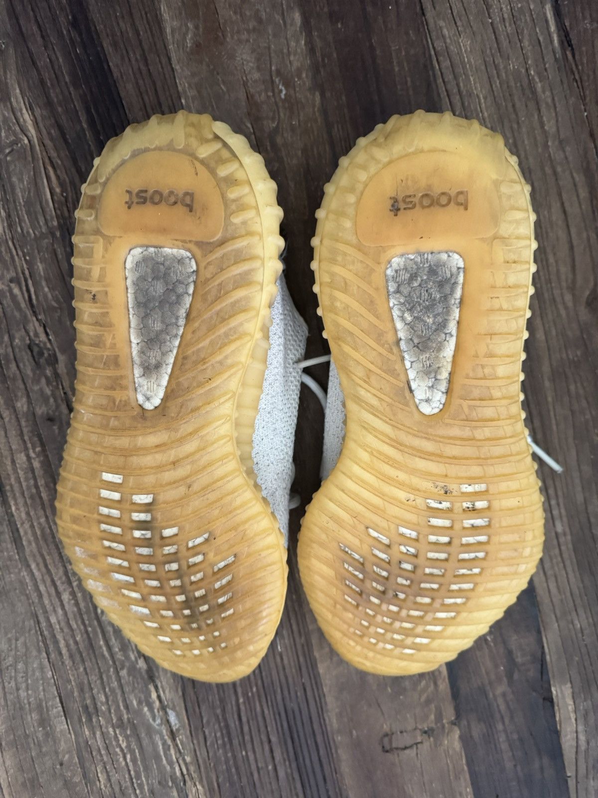 Yeezy Yeezy 350 v2 cream white Size US 9.5 / EU 42-43 - 6 Thumbnail