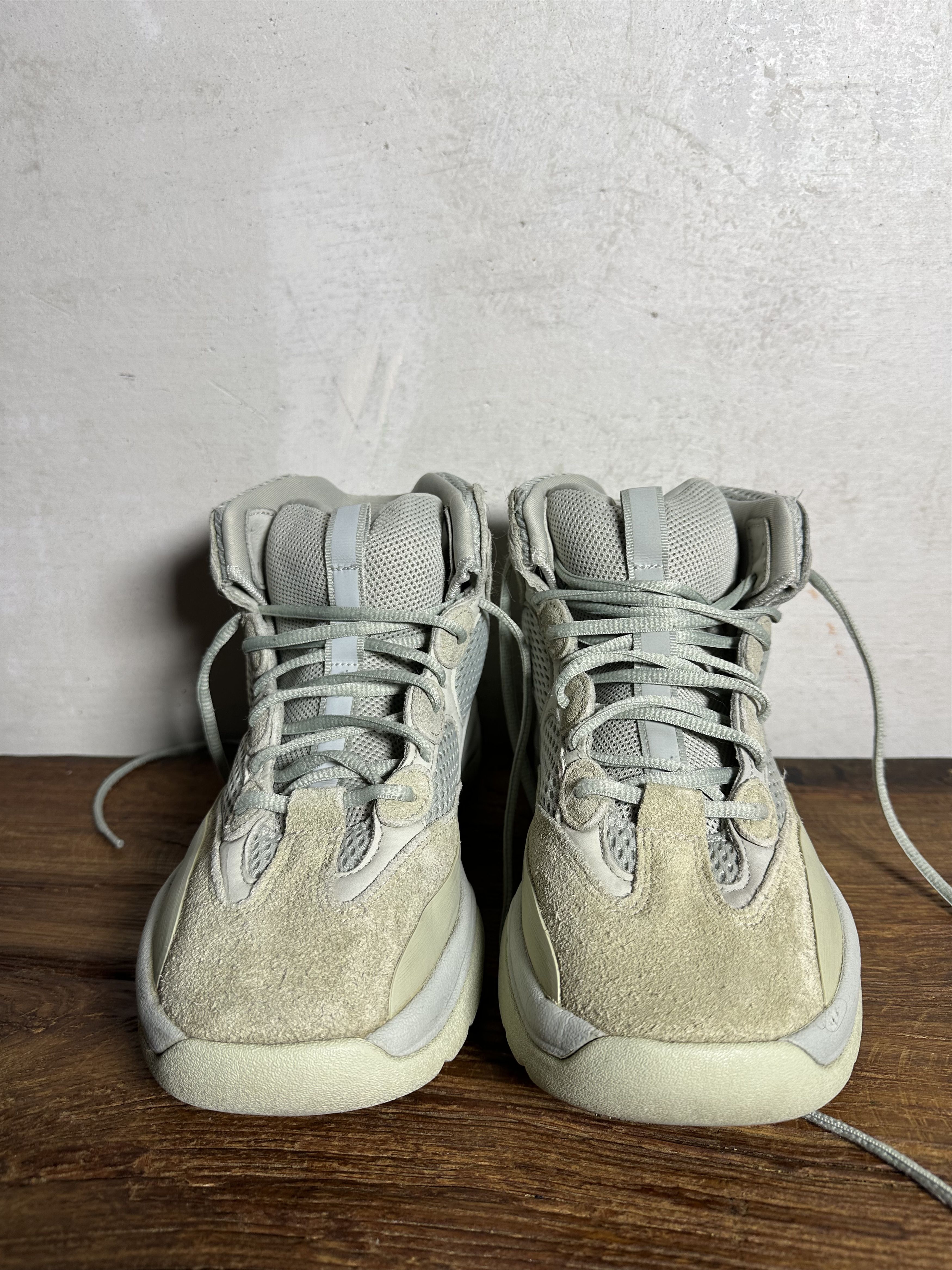 Adidas × Kanye West Yeezy Desert Boot Salt Size US 8 / EU 41 - 5 Thumbnail