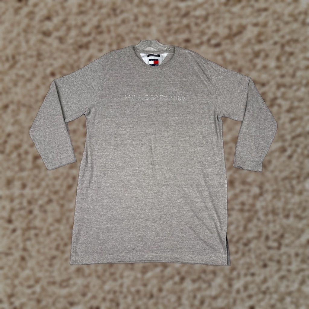 Tommy Hilfiger Tommy Hilfiger Shirt Women L Gray Crew Long Sleeve Bling Rhinestone Logo Cotton Casual Knit All Seasons Vintage NoN/A Size L / US 10 / IT 46 - 1 Thumbnail