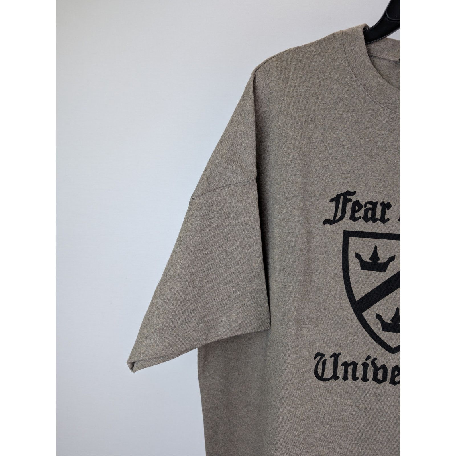 Fear of God o1rshd1 Essentials University T-shirt in Heather Grey Size US XL / EU 56 / 4 - 6 Thumbnail