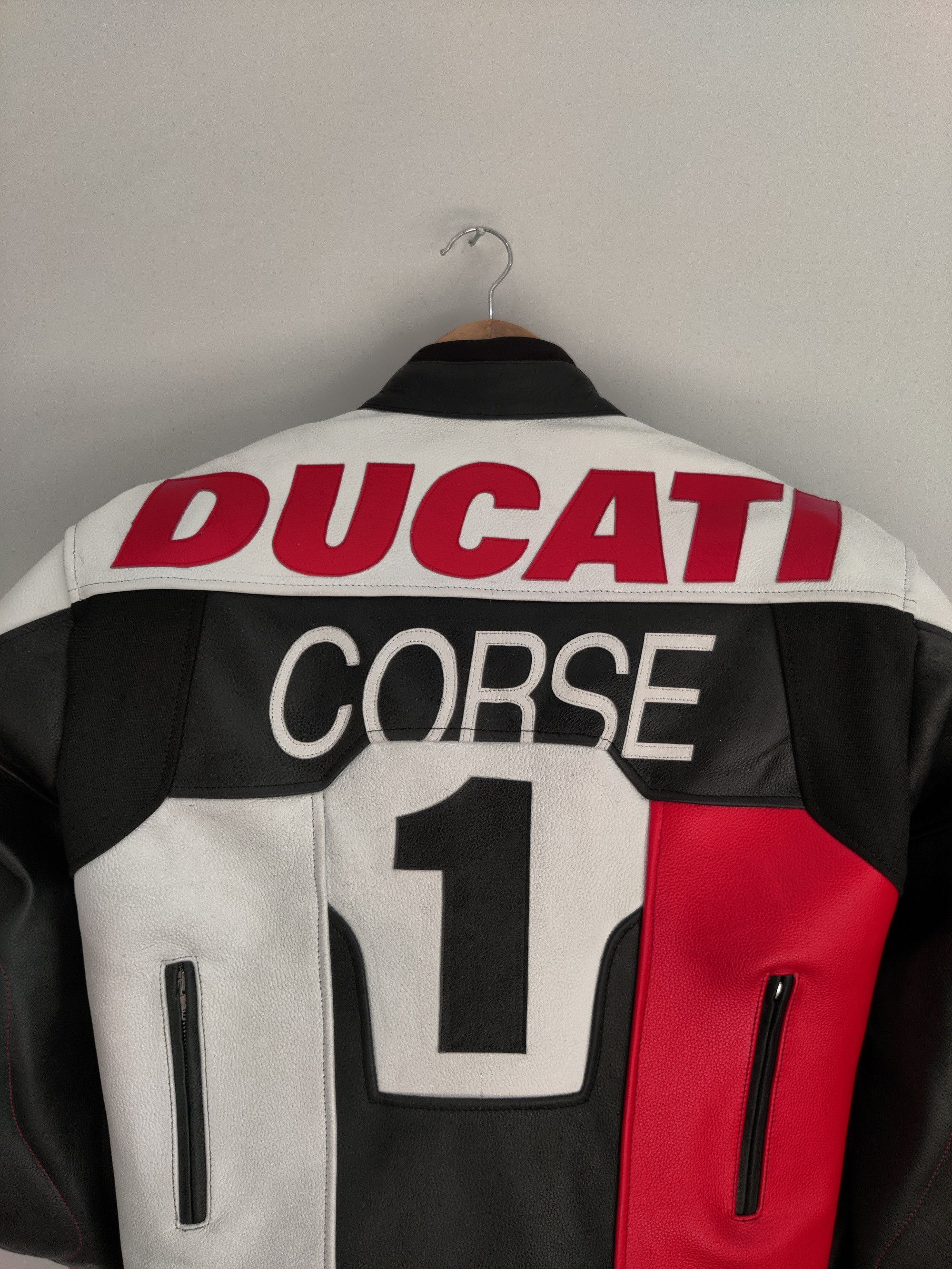 Ducati 💀🔥 DUCATI CORSE MOTORCYCLE LEATHER JACKET STREETWEAR Size US M / EU 48-50 / 2 - 8 Thumbnail