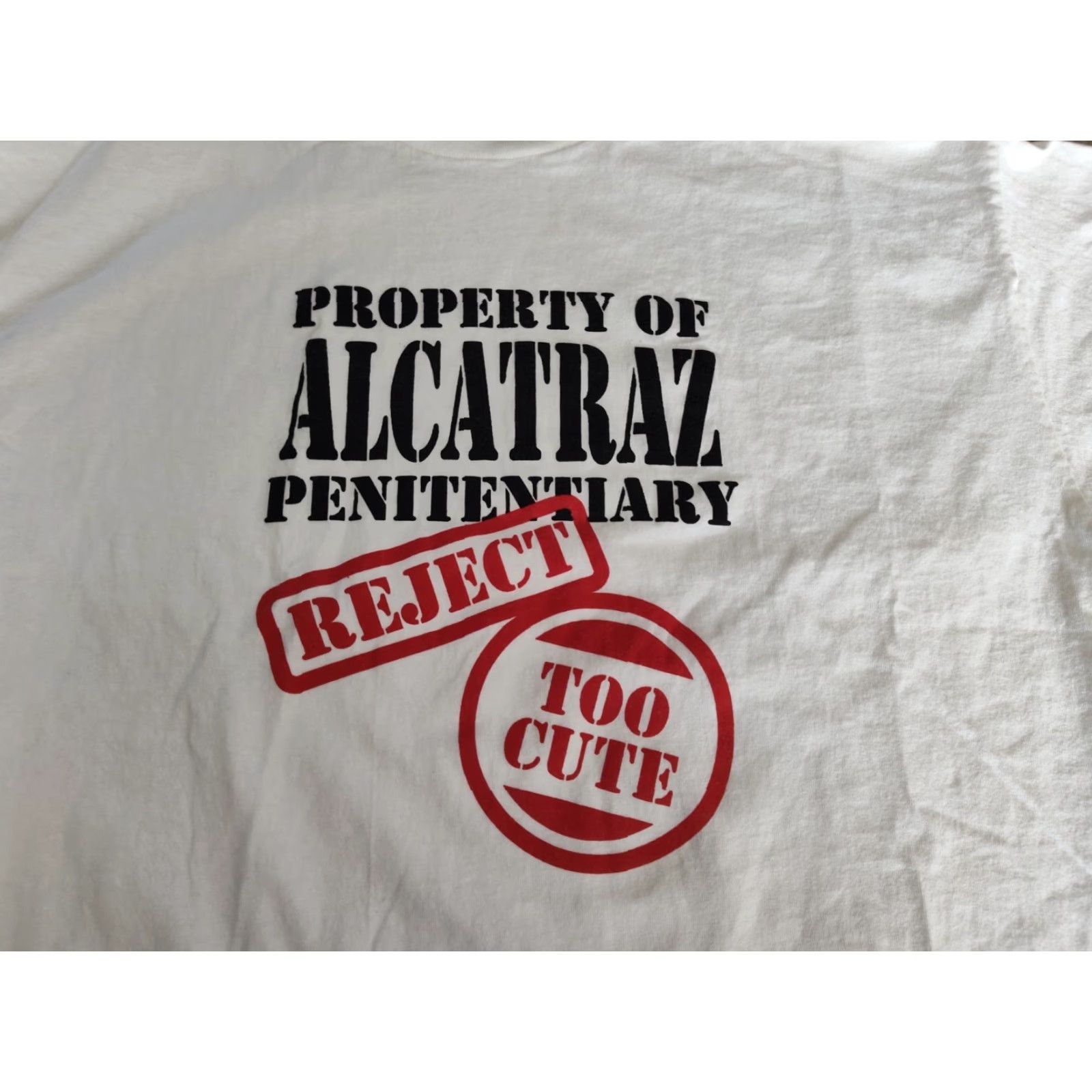 AAA VINTAGE Alcatraz Prison USA 90s Graphic Print T-Shirt Men XL White Cotton Size US XL / EU 56 / 4 - 2 Thumbnail