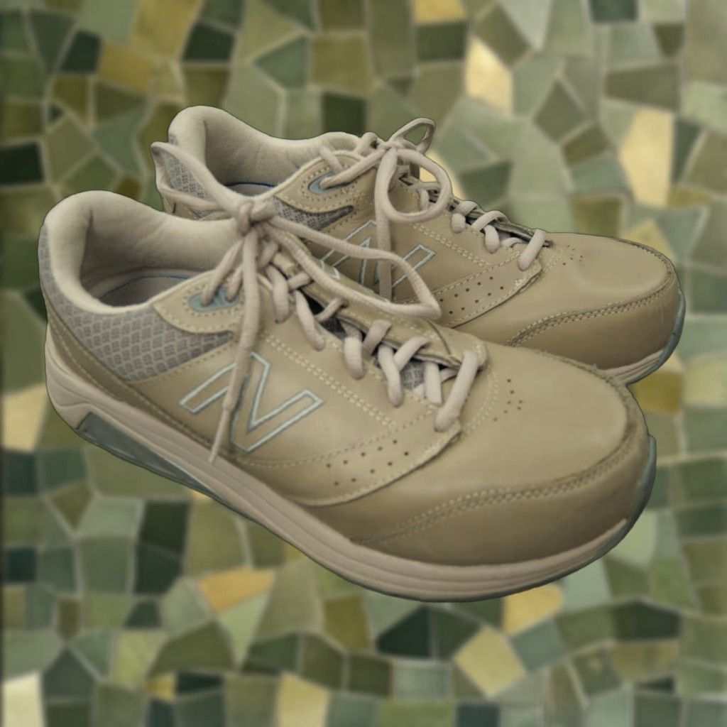 New Balance New Balance Sneakers Womens Size 8.5 Beige 928 V3 Walking Strike Path WW928GR3 Size US 6.5 / IT 36.5 - 1 Thumbnail