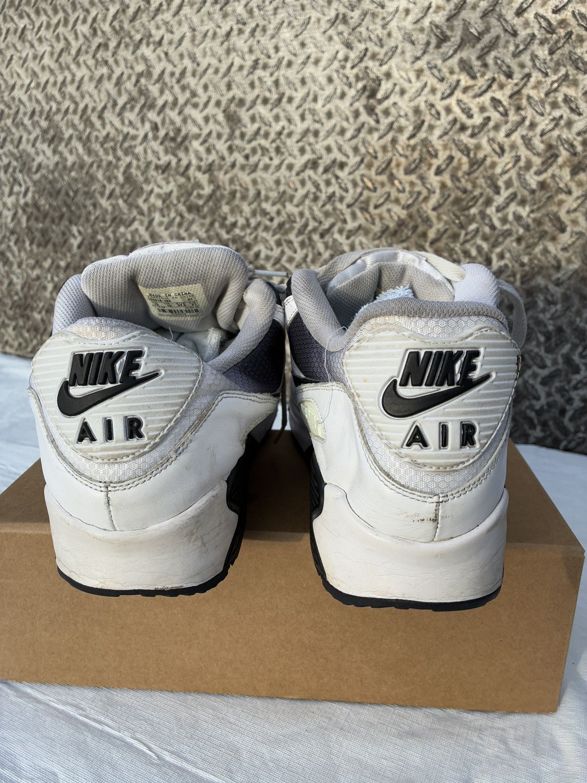 Nike NIKE AIR MAX 90 MENS 325018 101 SIZE 13 Size US 13 / EU 46 - 3 Thumbnail