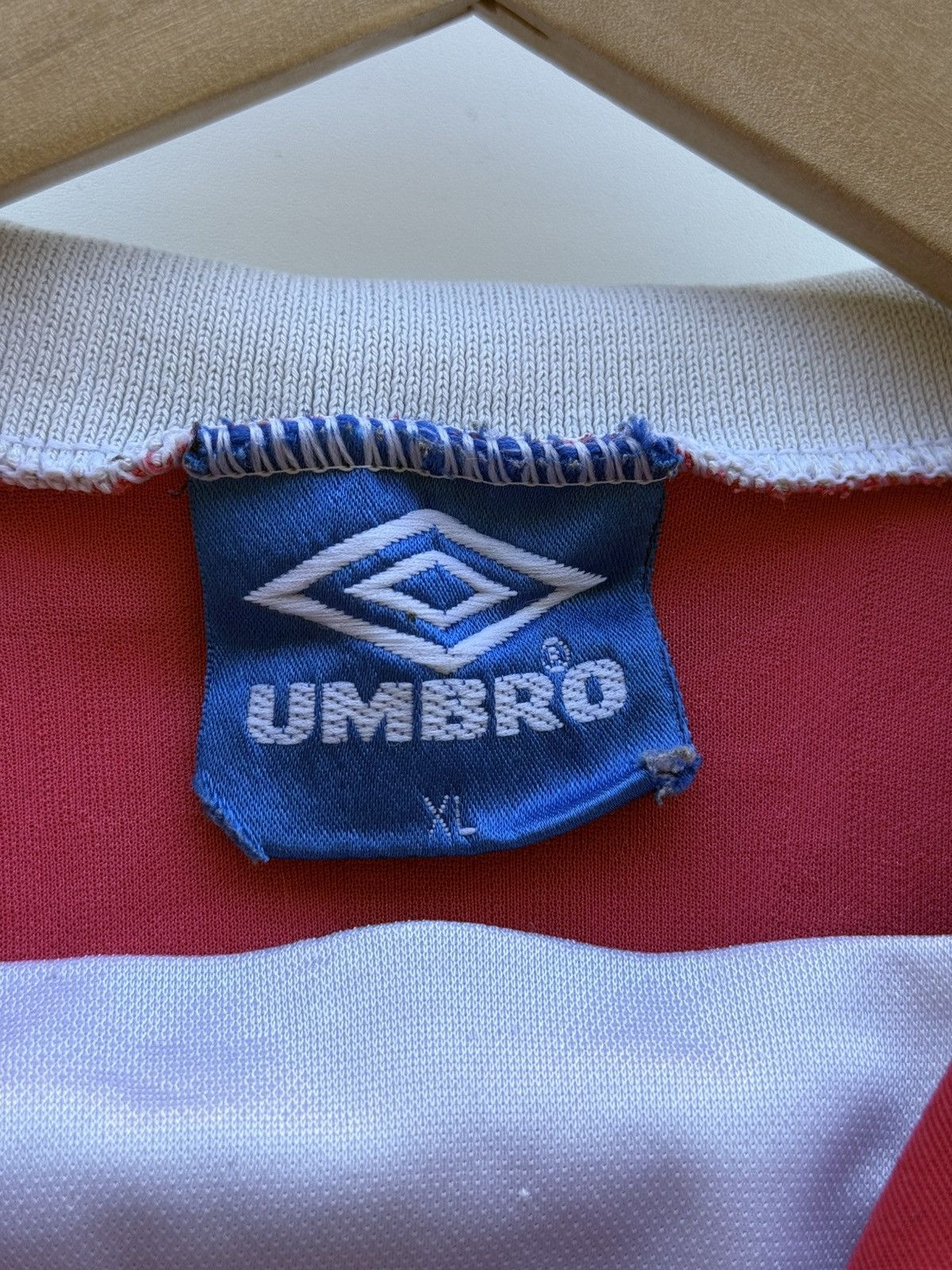 Umbro 1992/94 Manchester United Umbro Sharp Football Soccer Jersey Size US XL / EU 56 / 4 - 6 Thumbnail