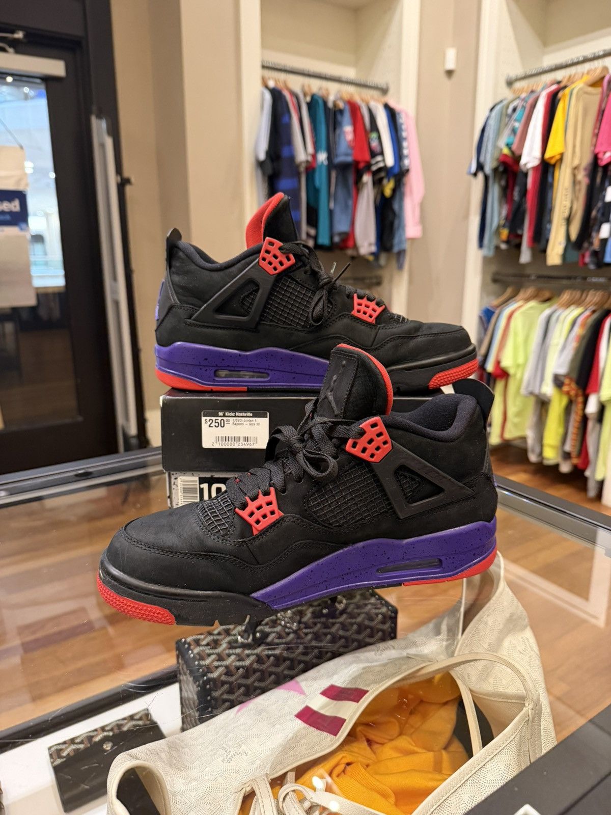 Jordan Brand Jordan 4 Retro ‘Raptors’ Size US 10 / EU 43 - 2 Thumbnail