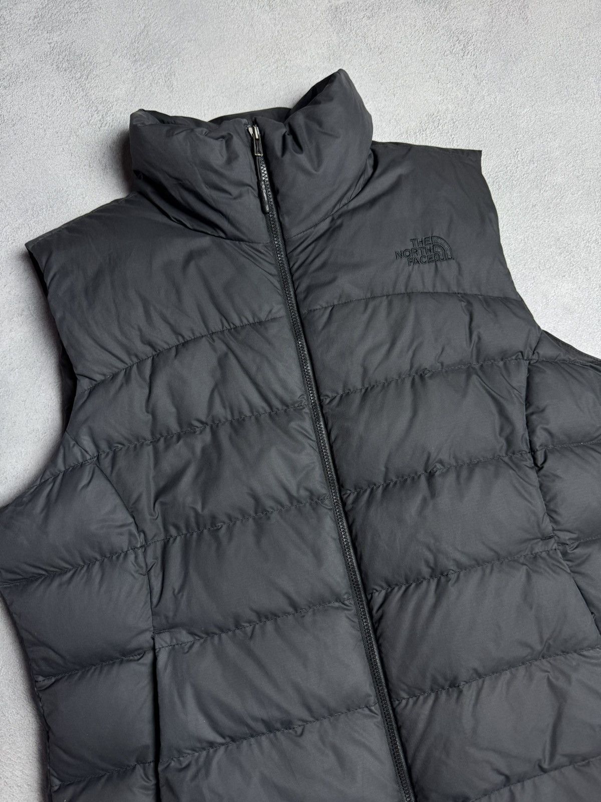 The North Face The North Face 700 Nuptse Black Puffer Vest Gilet Size L / US 10 / IT 46 - 3 Thumbnail