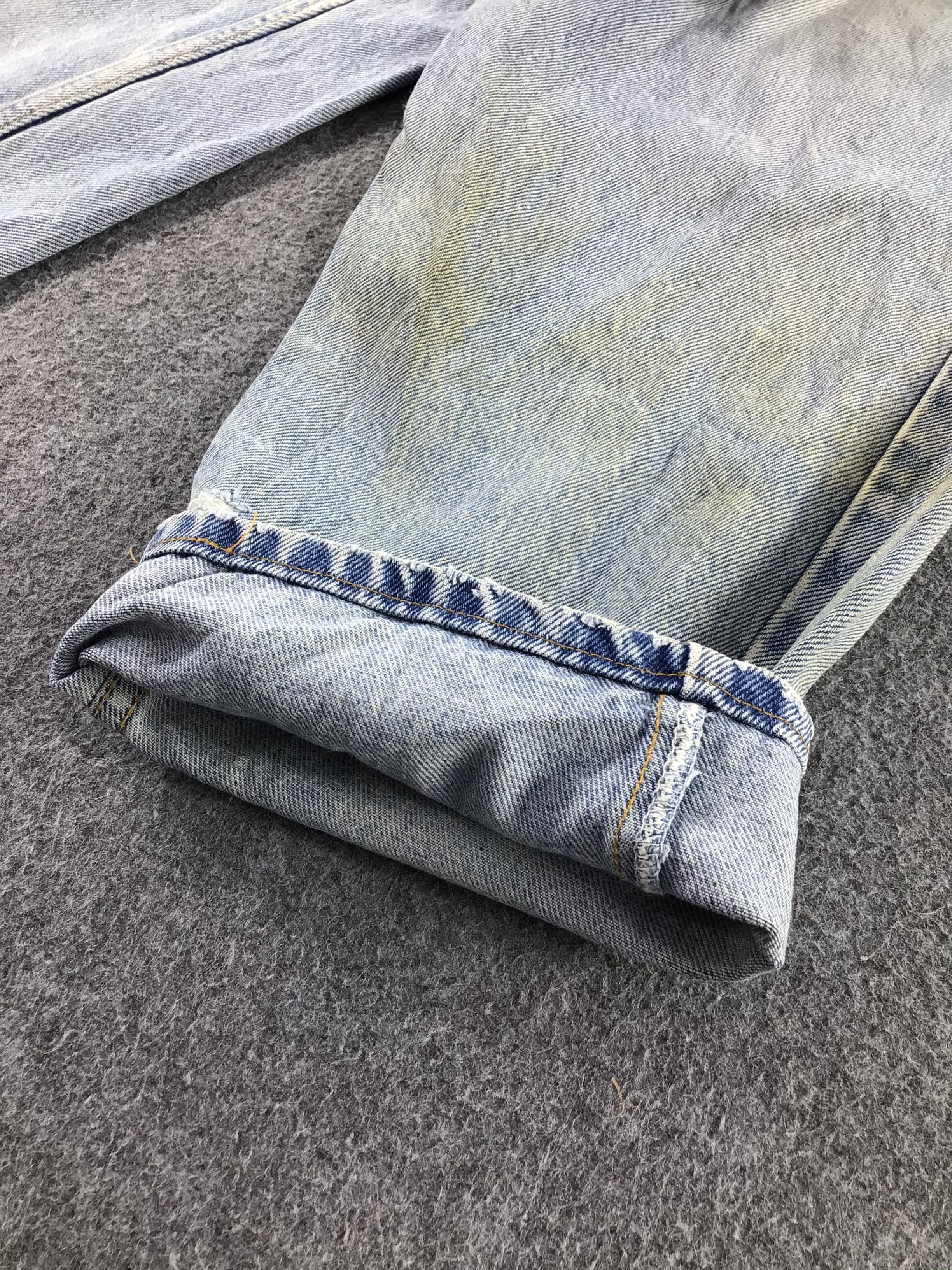 Levi's Vintage Levis 560 Jeans-J715 Size US 35 - 7 Thumbnail