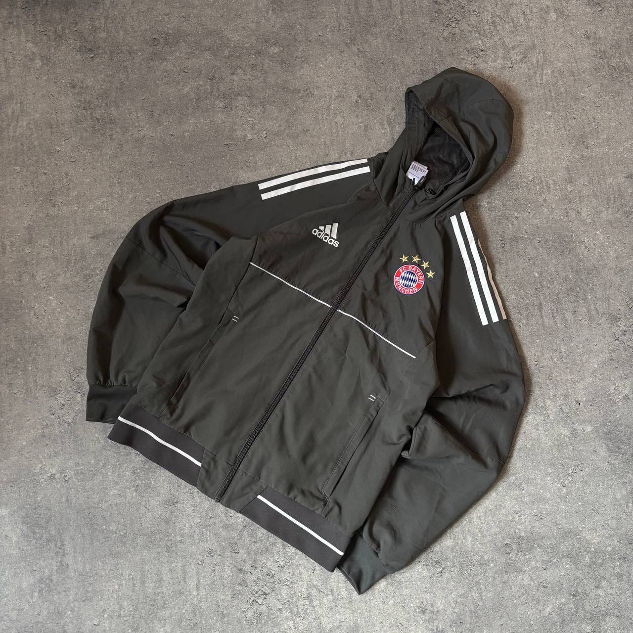 Adidas Vintage 90s Adidas Bayern Munchen TrackSuit Size US S / EU 44-46 / 1 - 3 Thumbnail