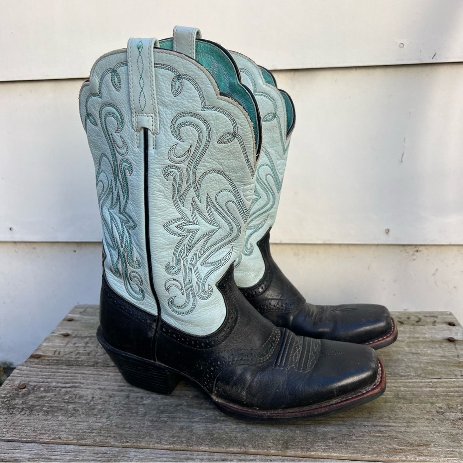 Ariat Ariat Black Blue Snipped Square Toe Cowgirl Western Boots Size US 6.5 / IT 36.5 - 1 Thumbnail