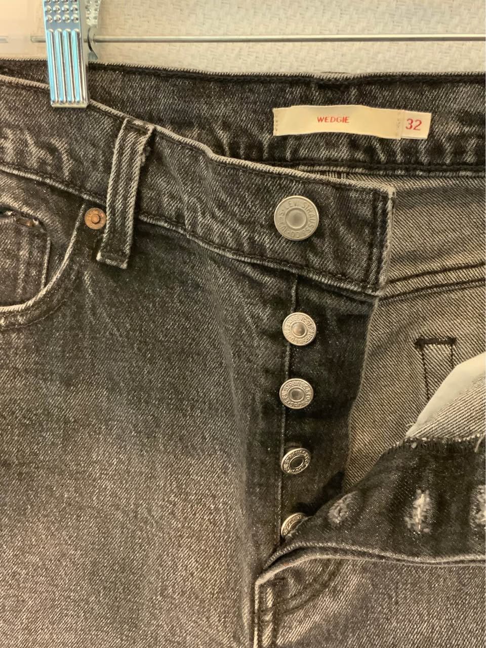 Levi's Vintage Clothing Vintage Levis Jeans Men's W32, washed Black Denim. Size US 32 / EU 48 - 4 Thumbnail