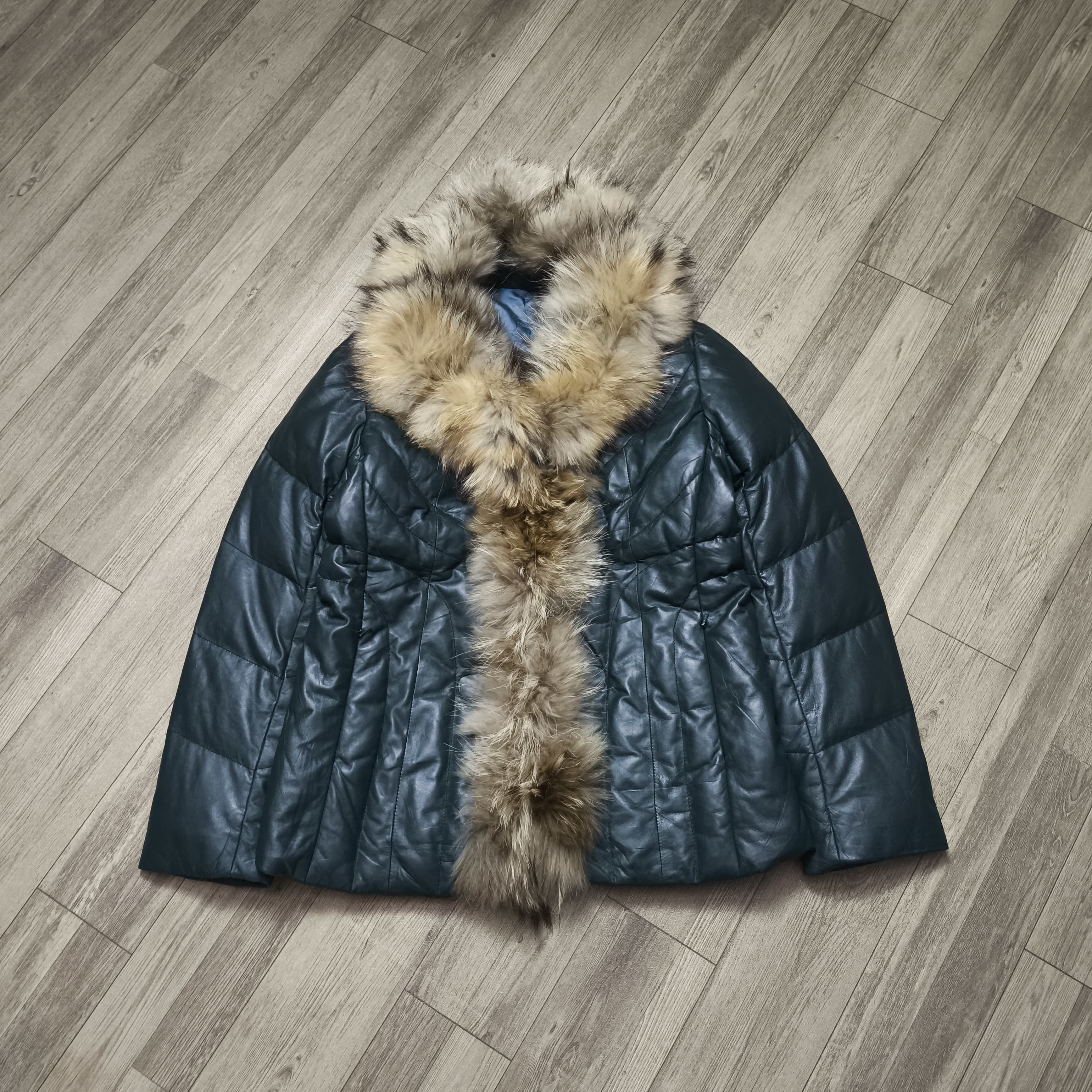 Tornado Mart 2000s Japane brand Fur Racoon Down Jacket Size M / US 6-8 / IT 42-44 - 1 Thumbnail
