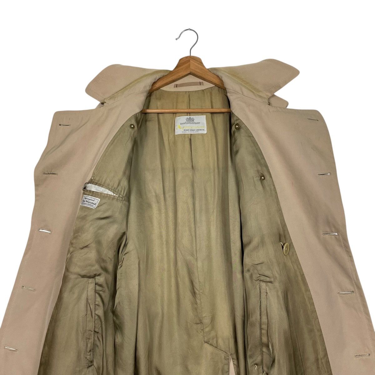 Aquascutum Vtg Aquascutum Double Breasted Showerproof Trenchcoat Size M / US 6-8 / IT 42-44 - 13 Thumbnail