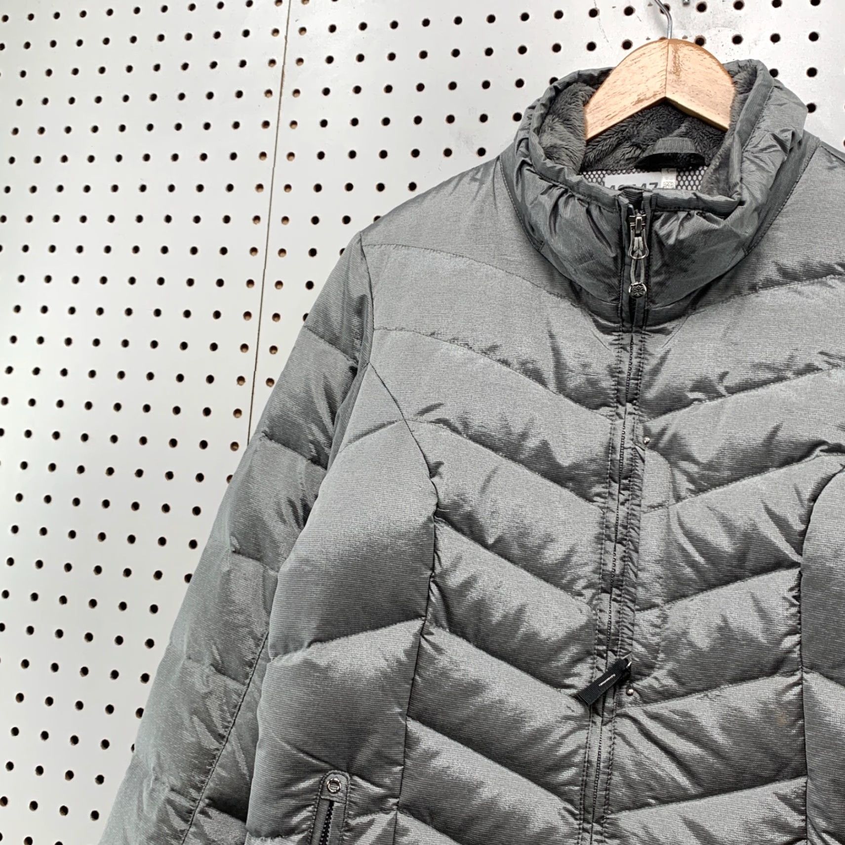 Eddie Bauer VINTAGE Eddie Bauer Puffer Down Ski Jacket Mens M Gray Silver Goose Premium 19.5x27 Ski Puffer Jacket Mens M Gray Silver Goose Premium 19.5x27 Size M / US 6-8 / IT 42-44 - 7 Thumbnail