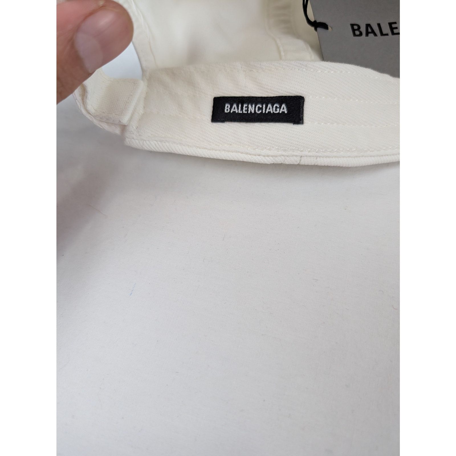 Balenciaga o1rshd1 Size: L / Hat Glow in Dark Cap / Hat in White/Black Size ONE SIZE - 9 Thumbnail