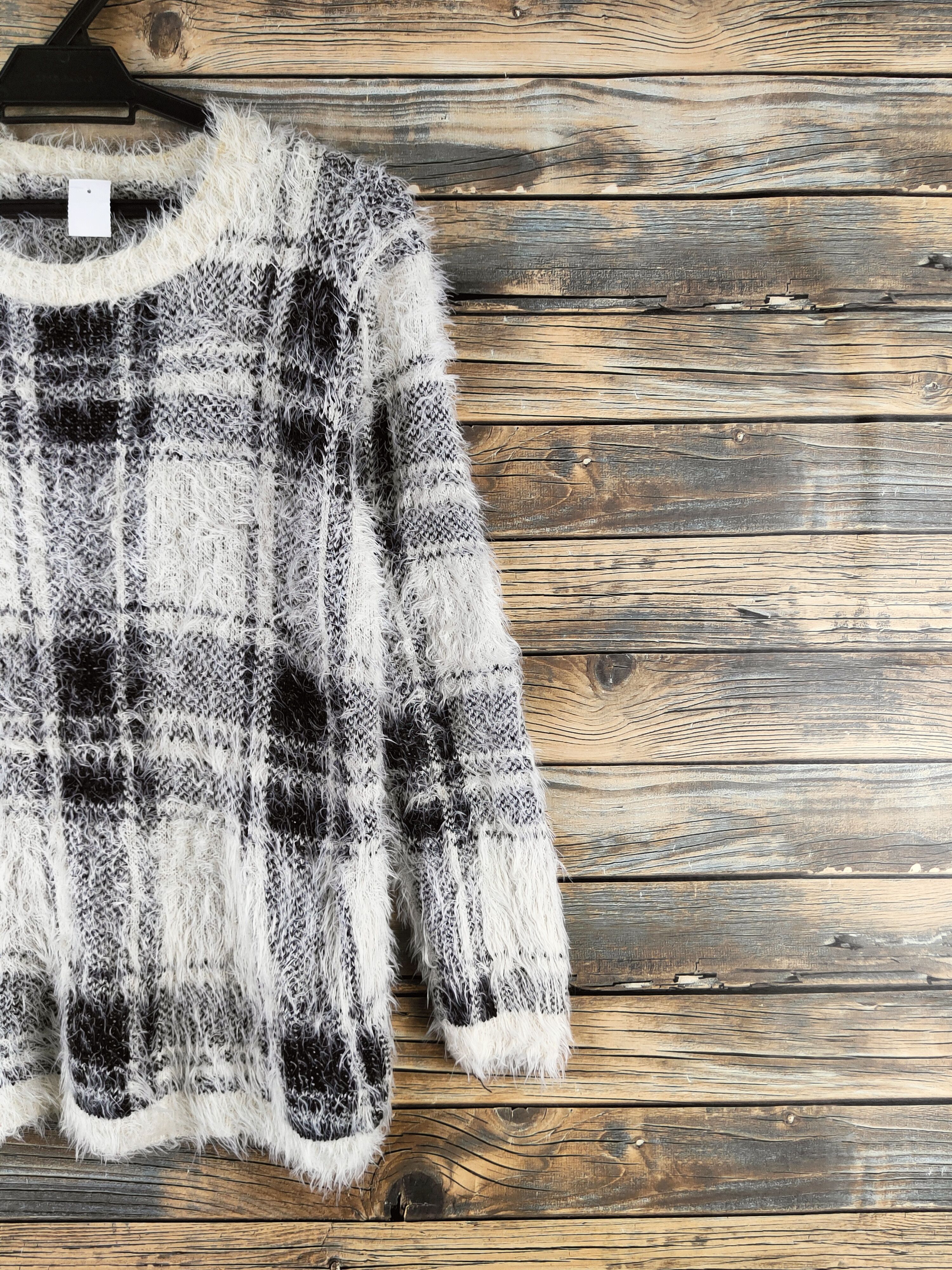Japanese Brand DL Japanese Brand Black White Fur Mohair Knitwear #46-983 Size S / US 4 / IT 40 - 5 Thumbnail