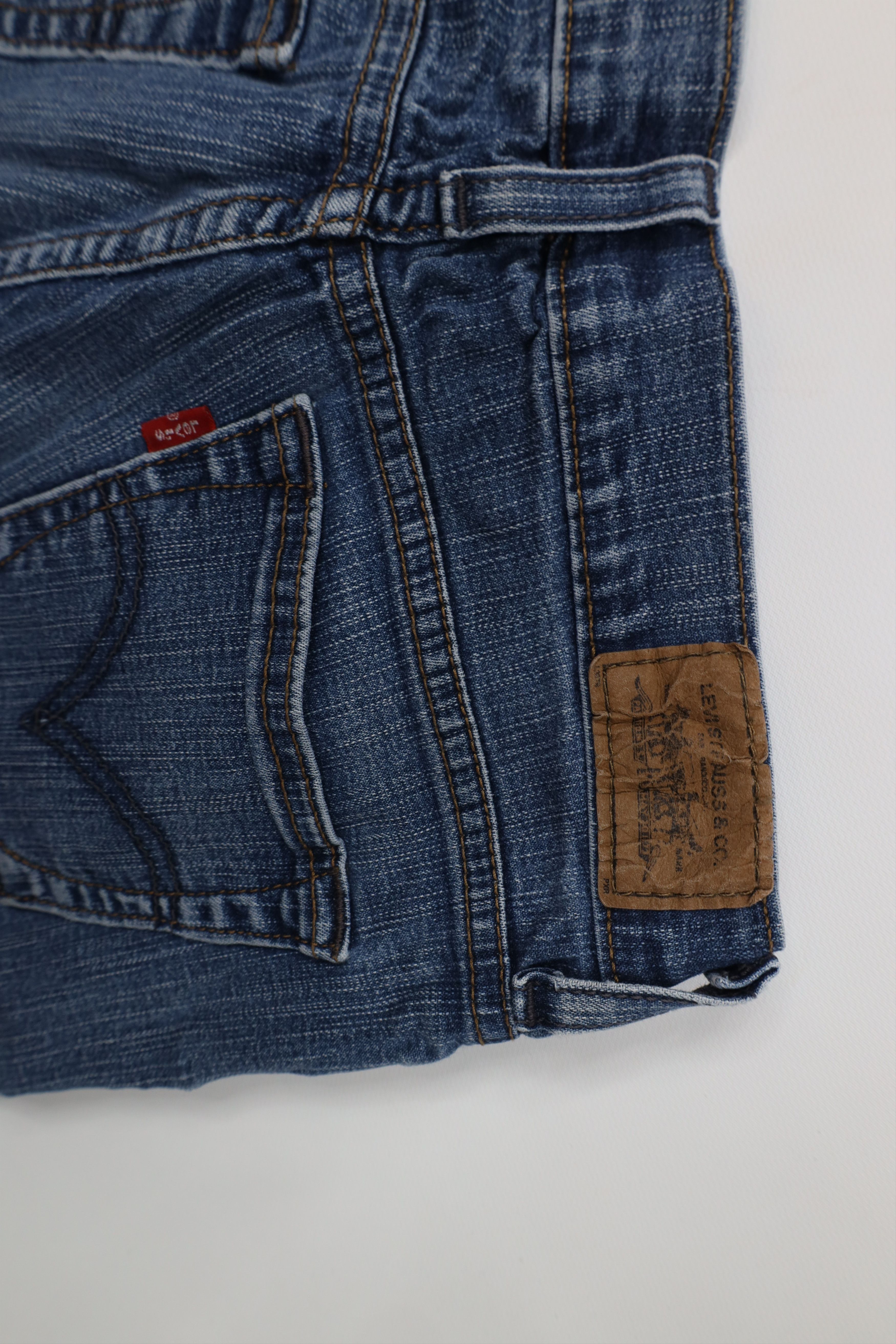 Levi's Vintage Y2K Levis 548 Slimming Stretch Flared Jeans Size 30" / US 8 / IT 44 - 14 Thumbnail